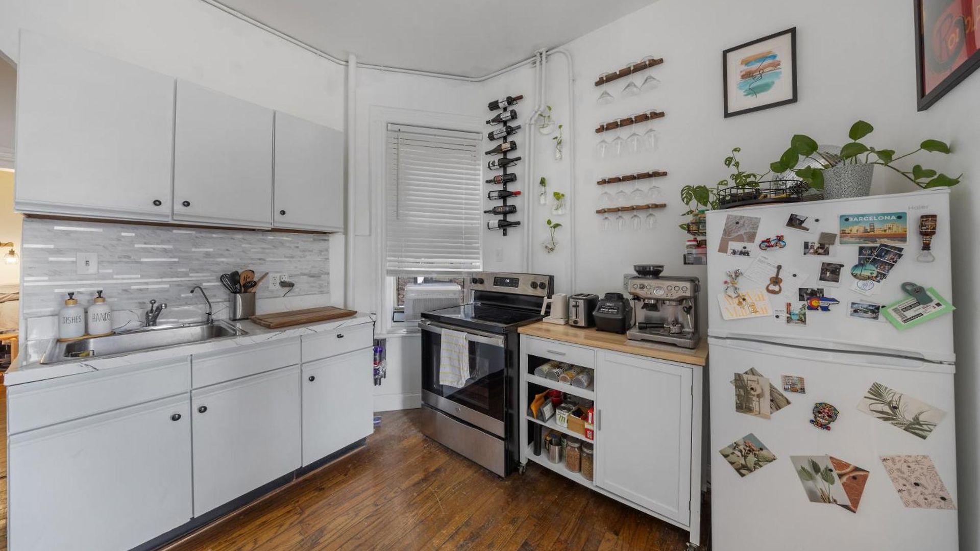 Downtown Manhattan Union Square 1br - Steps From Subway & Dining Apartment *