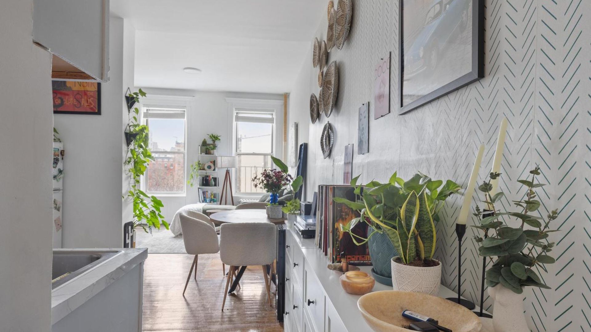 Downtown Manhattan Union Square 1br - Steps From Subway & Dining *