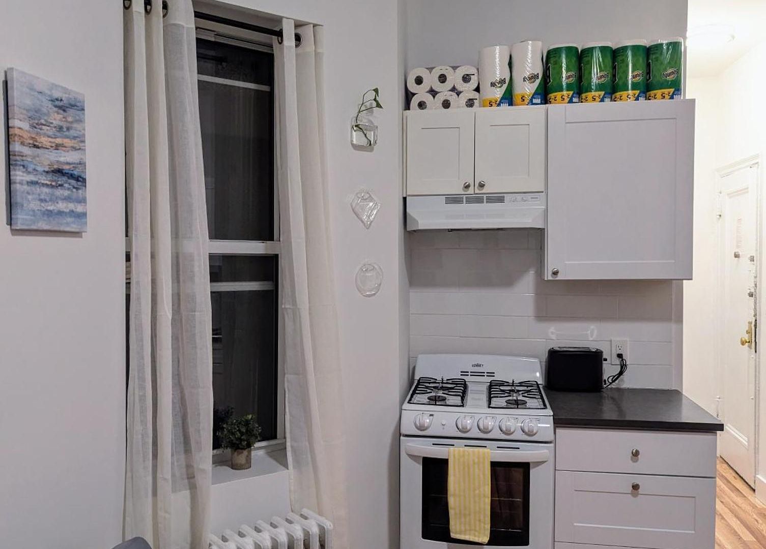 Private Bedroom With Shared Bathroom In Union Square Downtown Manhattan - Steps From The Dining & Nightlife! * New York
