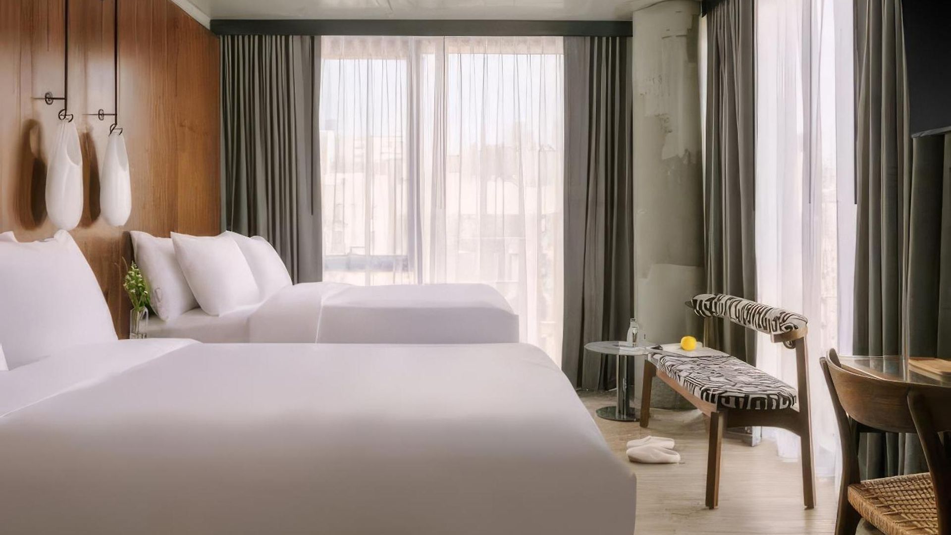 Merchant Les Hotel 4*