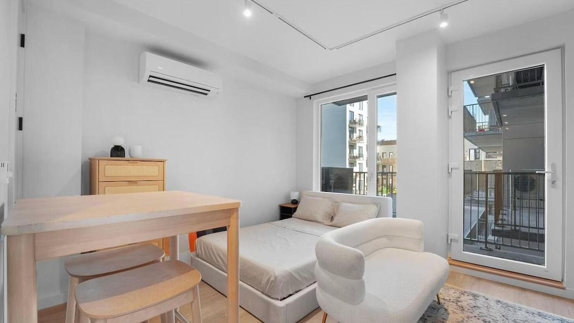 Hotel Stylish Brooklyn Retreat - Steps To G Train