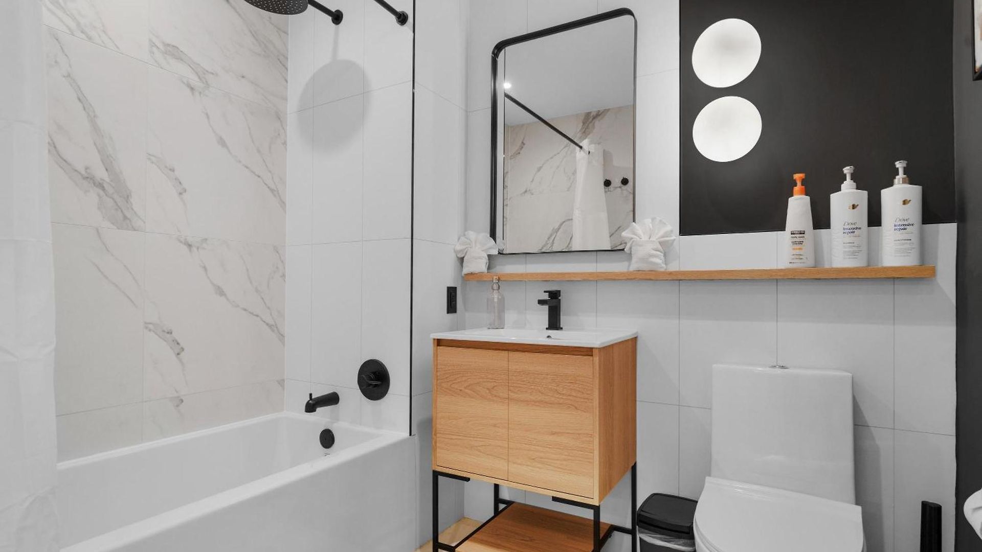 Stylish Brooklyn Retreat - Steps To G Train Hotel New York