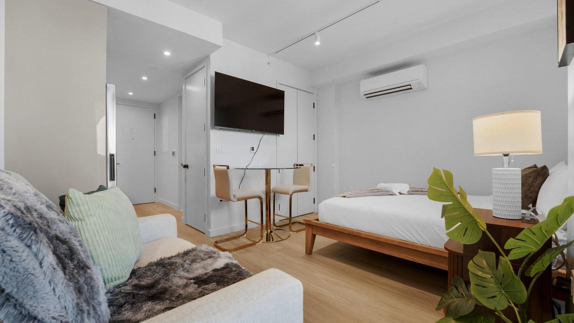 Stylish Brooklyn Retreat - Steps To G Train 5* New York