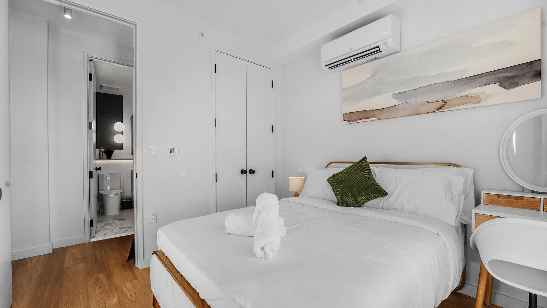 Stylish Brooklyn Retreat - Steps To G Train Hotel