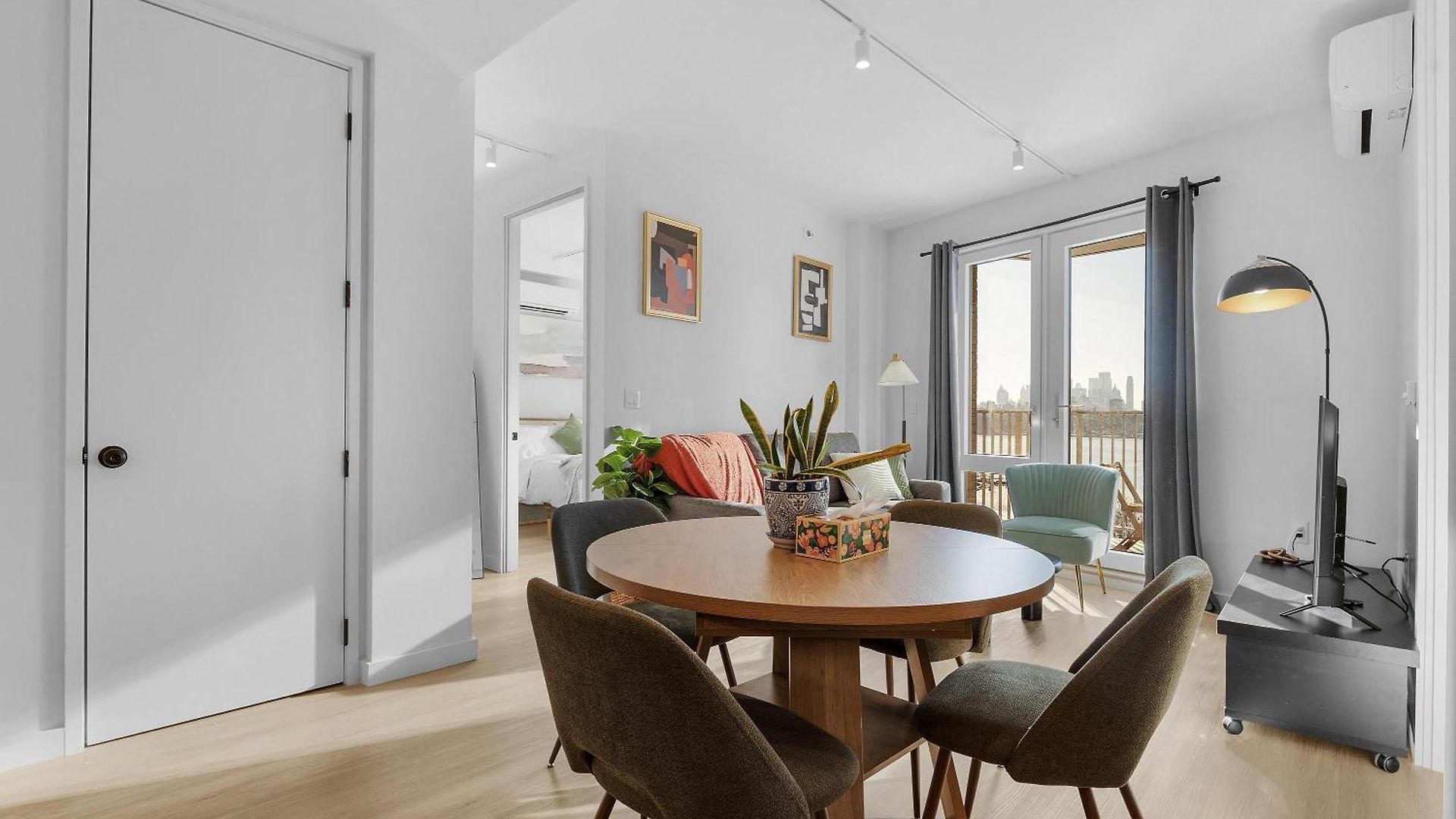 Stylish Brooklyn Retreat - Steps To G Train Hotel