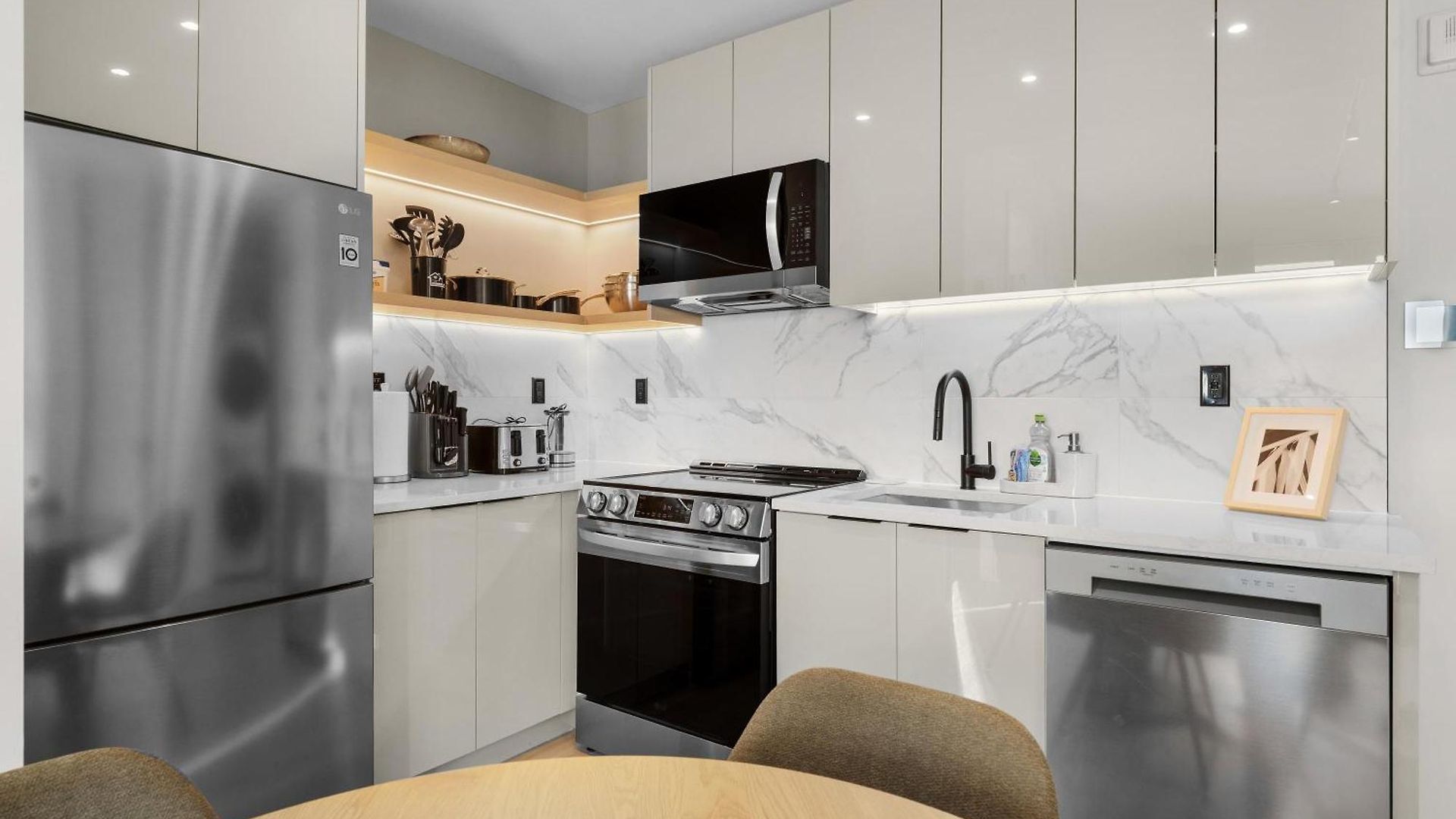 Hotel Stylish Brooklyn Retreat - Steps To G Train New York