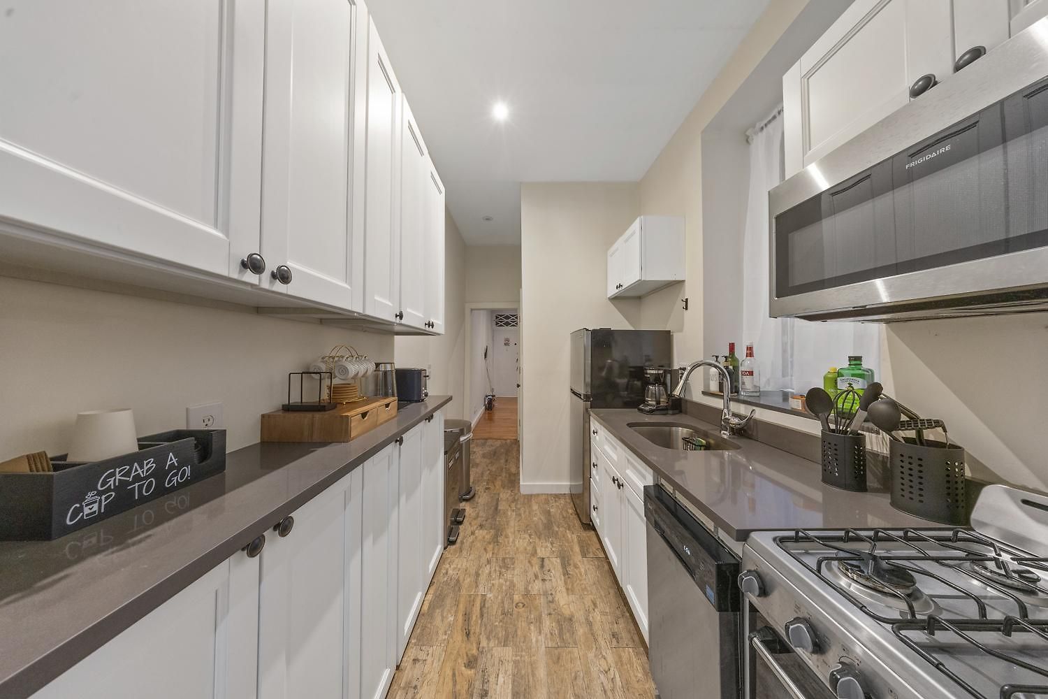 Guest house Private At A Shared By Times Square New York