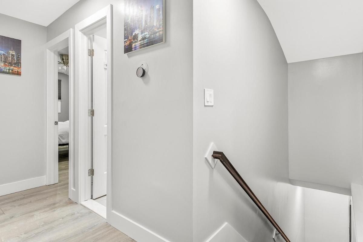 Holiday home Luxury 3 Bedroom Family Near Jfk Lga Nyc *
