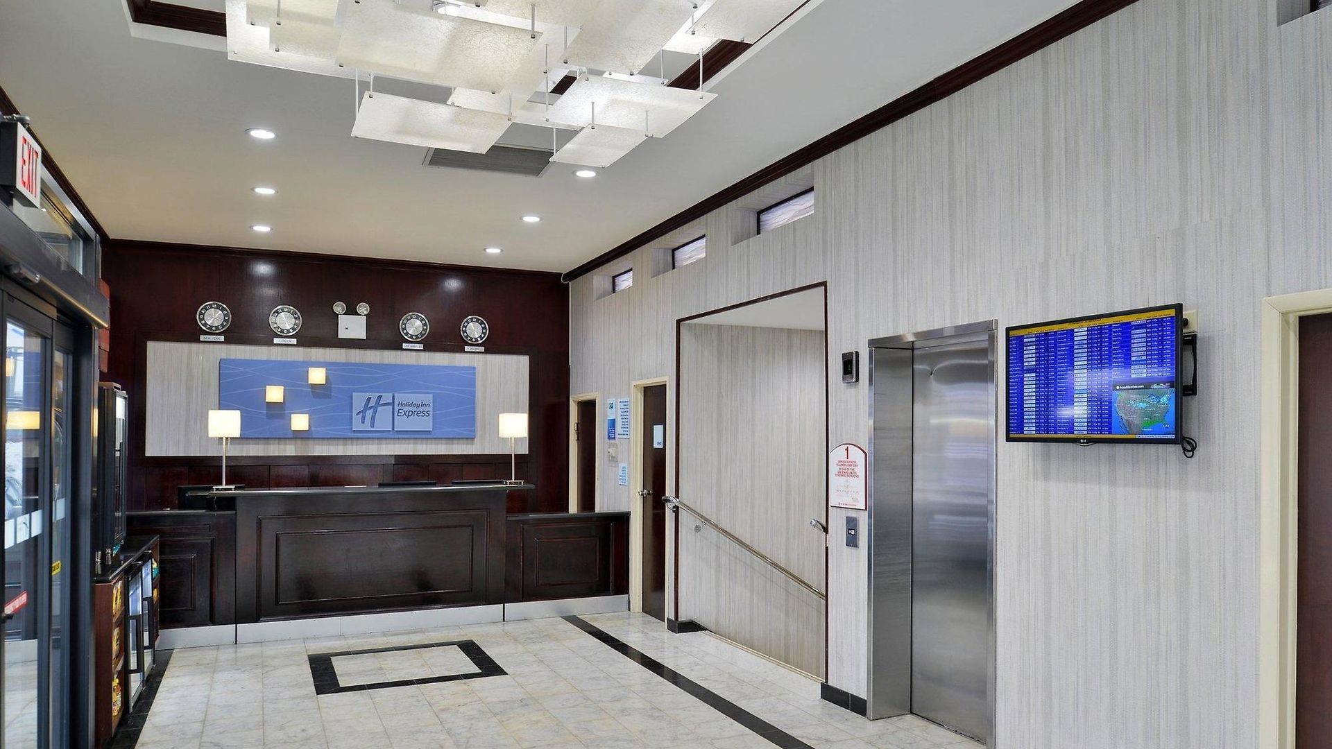 Express Kennedy Airport, An Ihg 3*