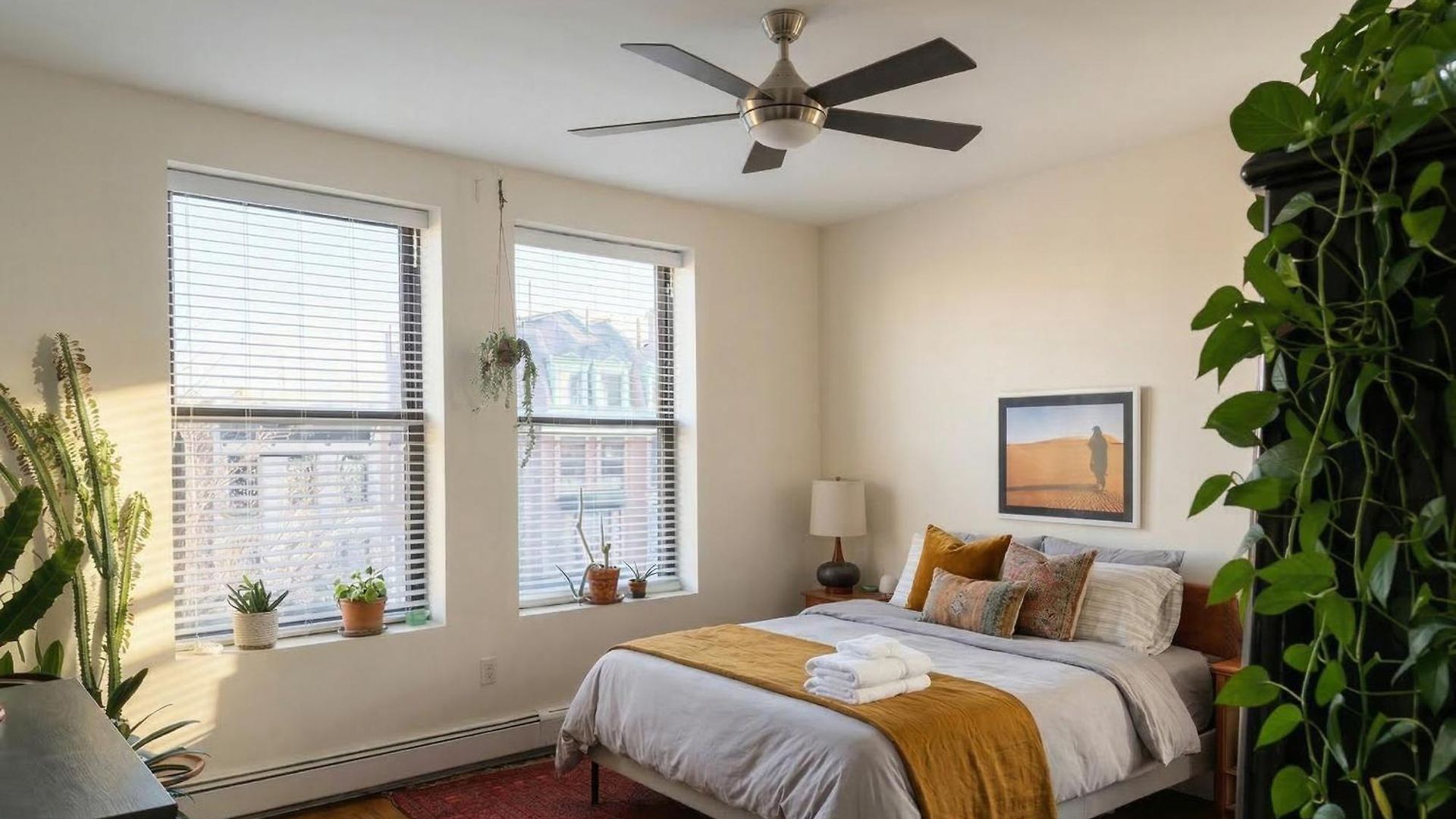 Sunlit Luxury 2br Harlem Brownstone Retreat - Near Express Trains Apartment New York