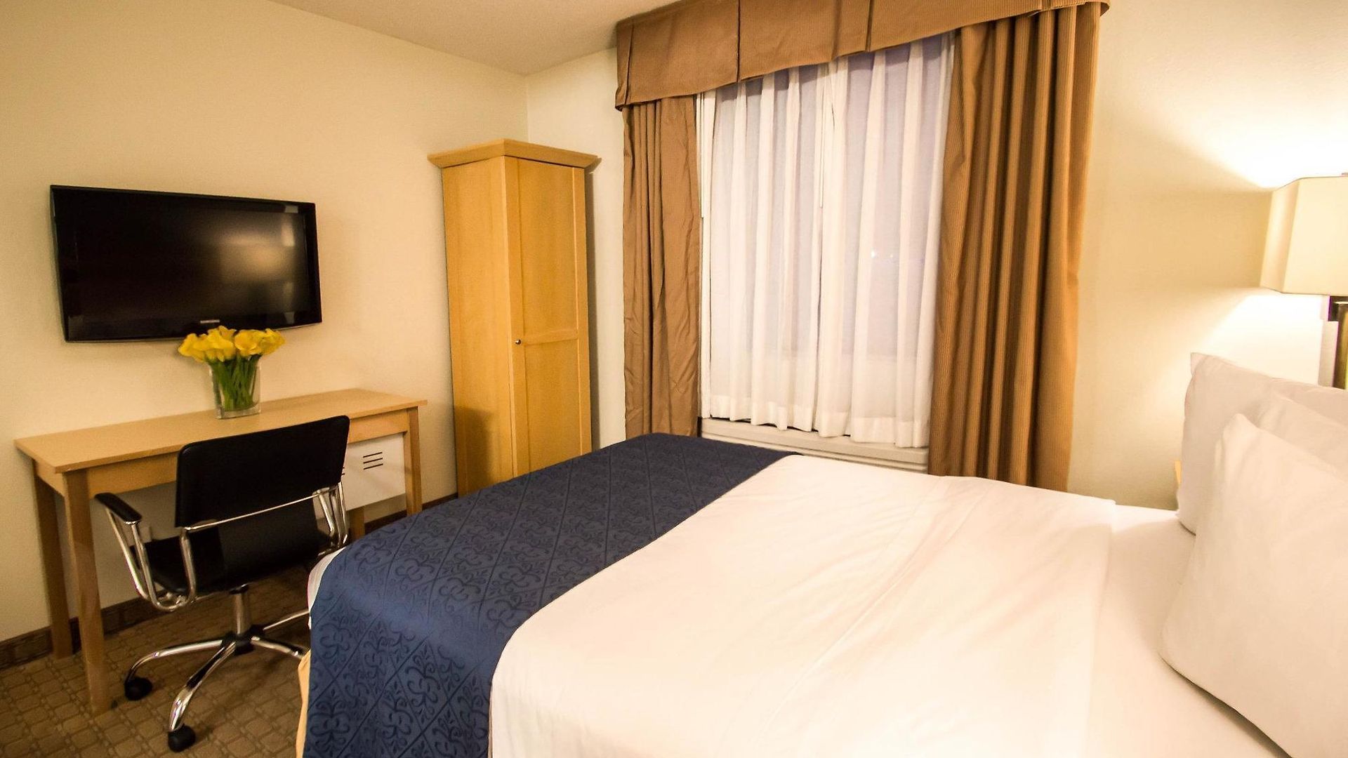 Hotel Hudson River New York