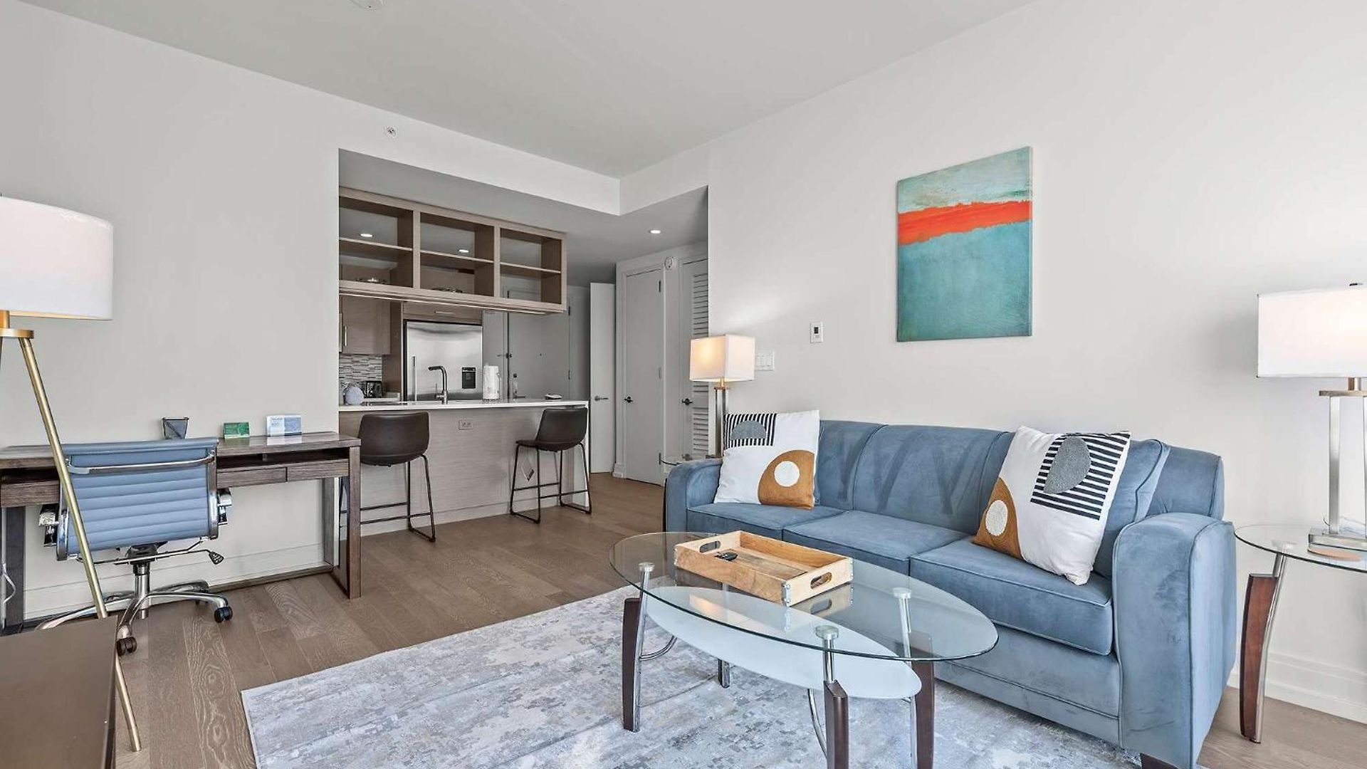 Apartment Spacious Luxury With Wash And Dryer *