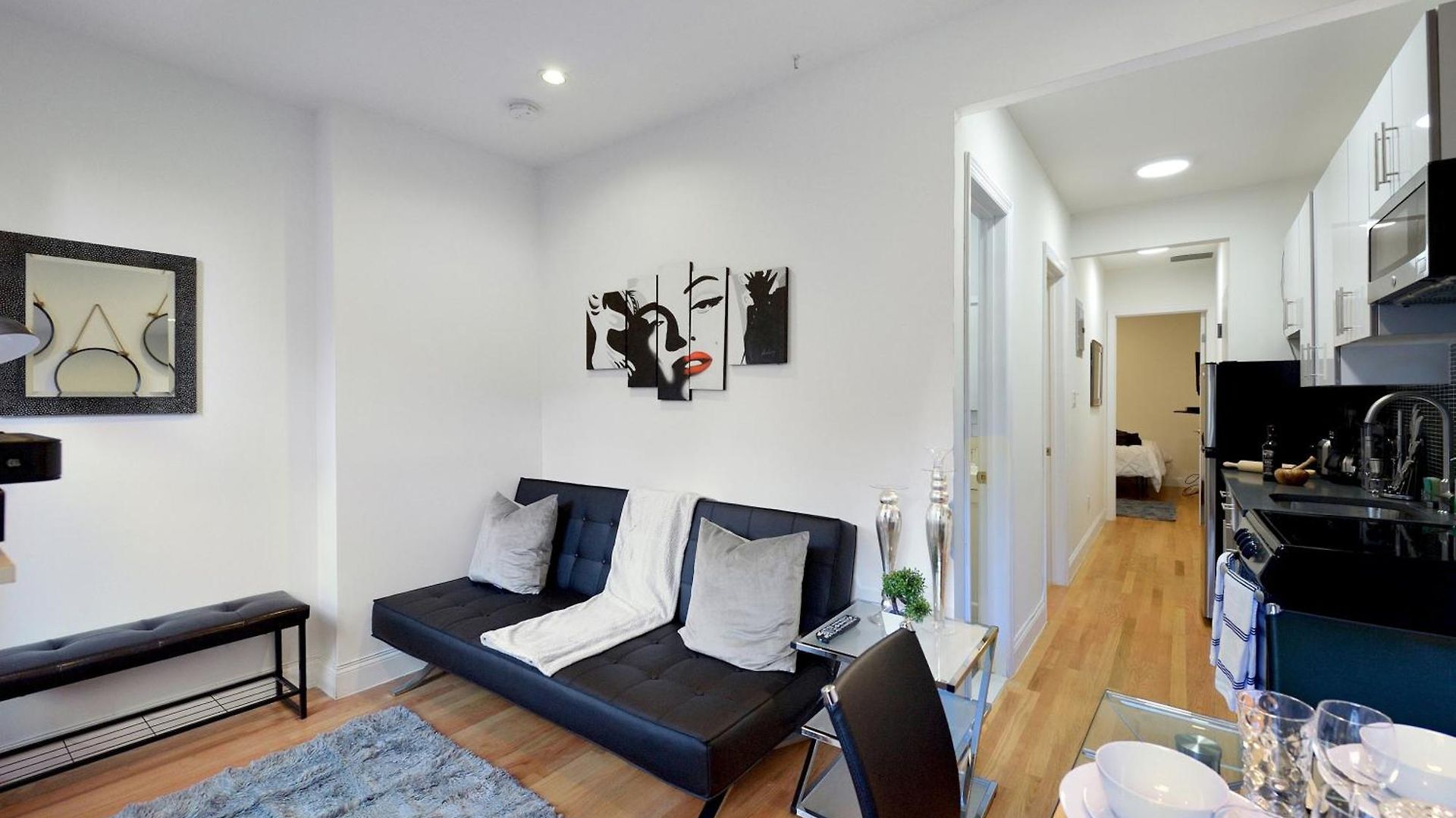 Cityscape 2 Bedroom Unit Prime Location New York