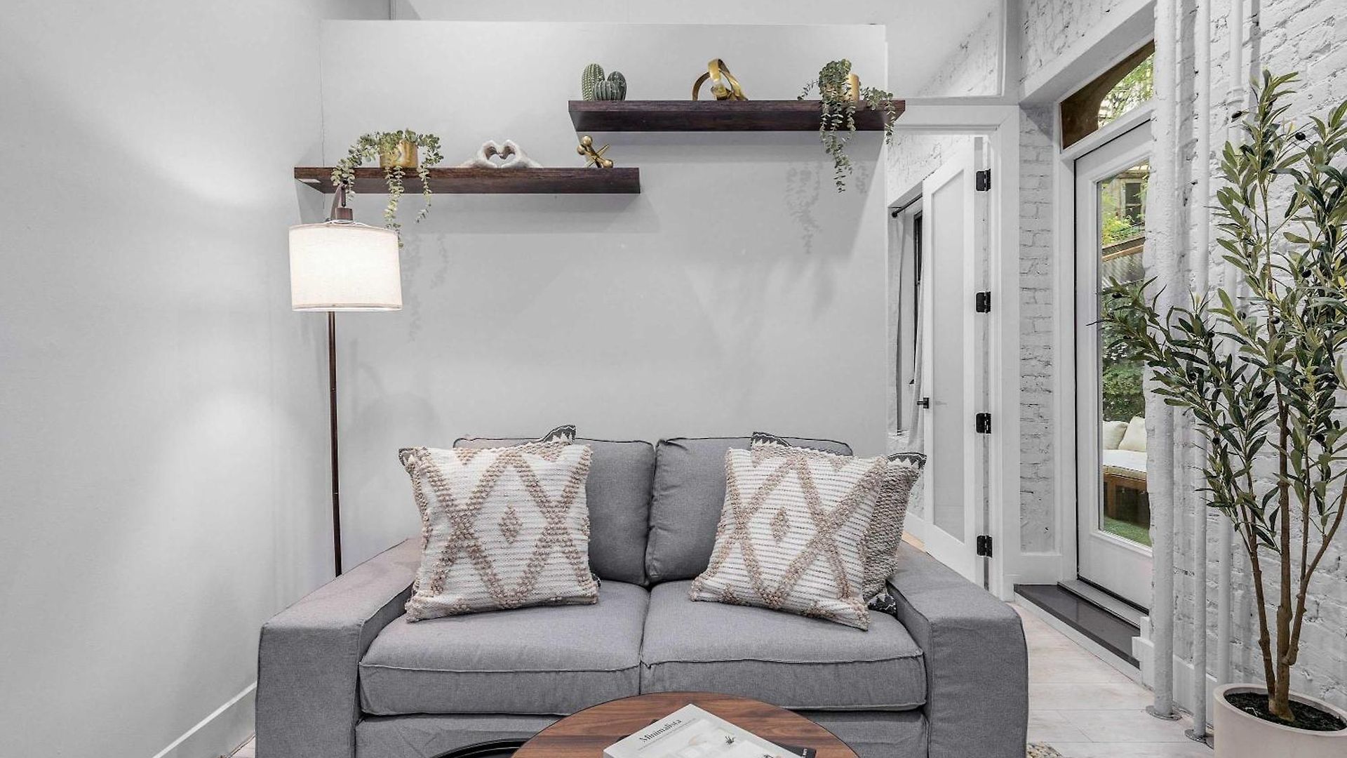 Modern Nolita Hideaway Apartment *