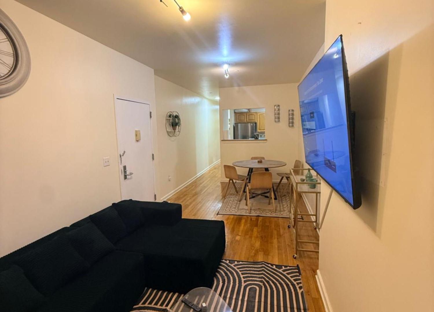 Throopstar Apartment
