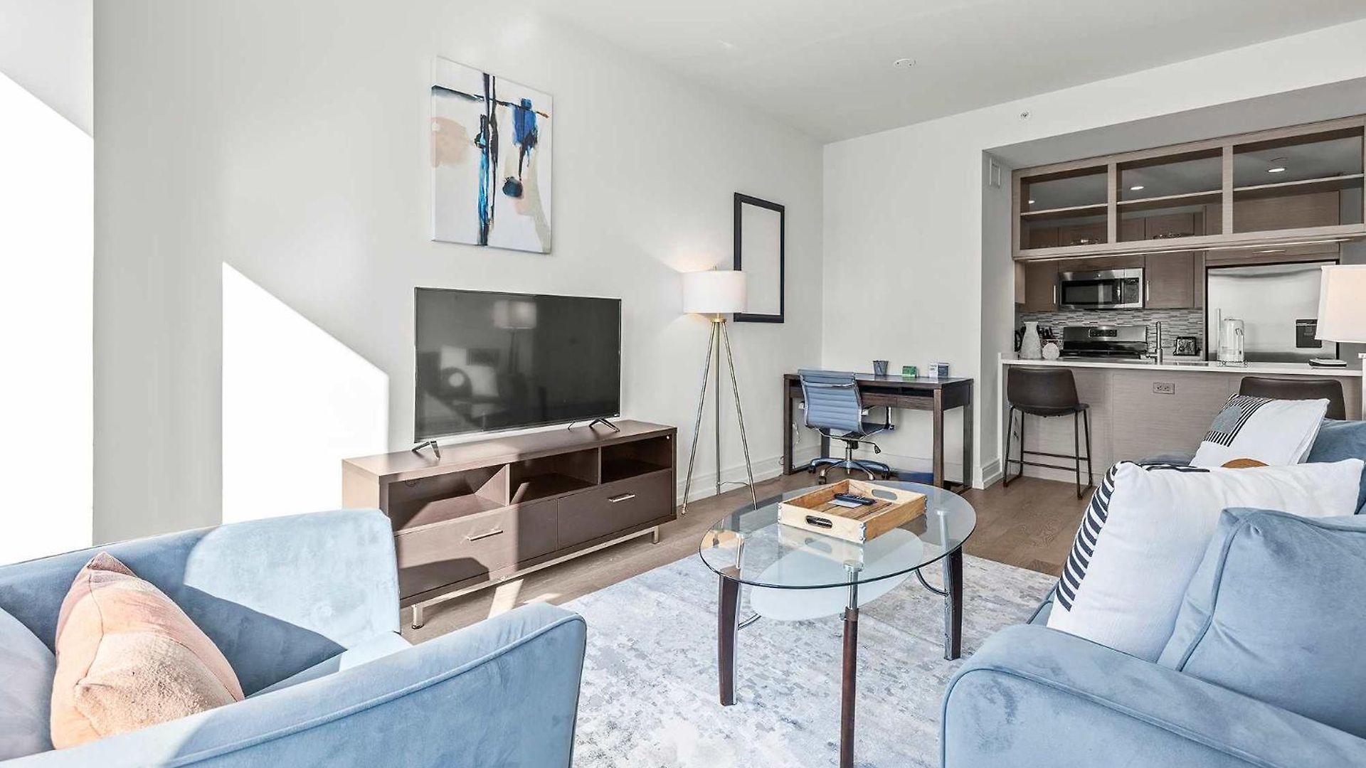 Apartment Spacious Luxury With Wash And Dryer *