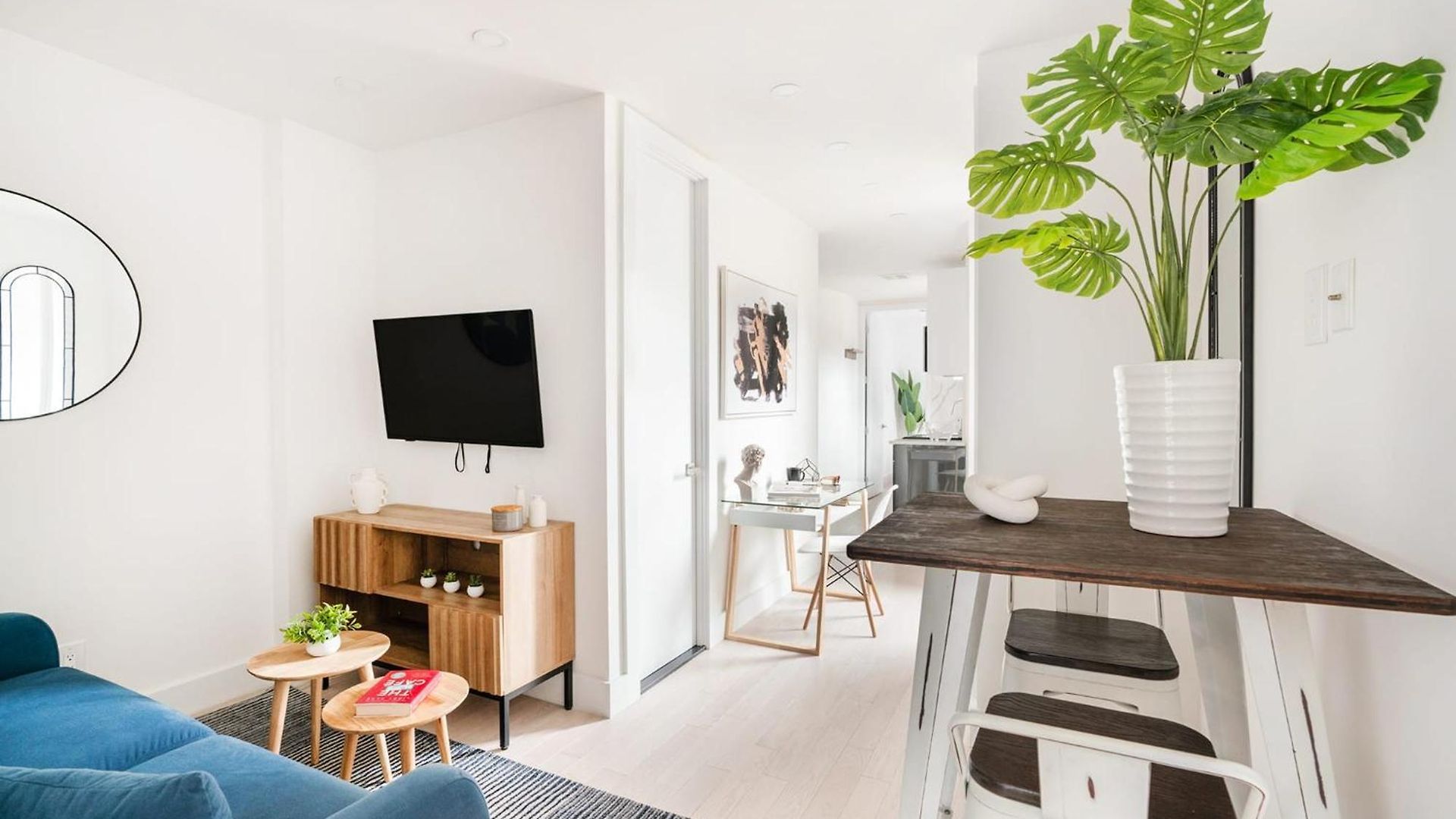 48-4fe 2br Prime Midtown West Apartment New York