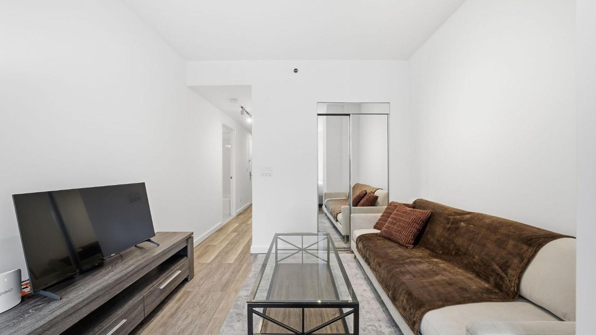 Apartment The Aurora New York