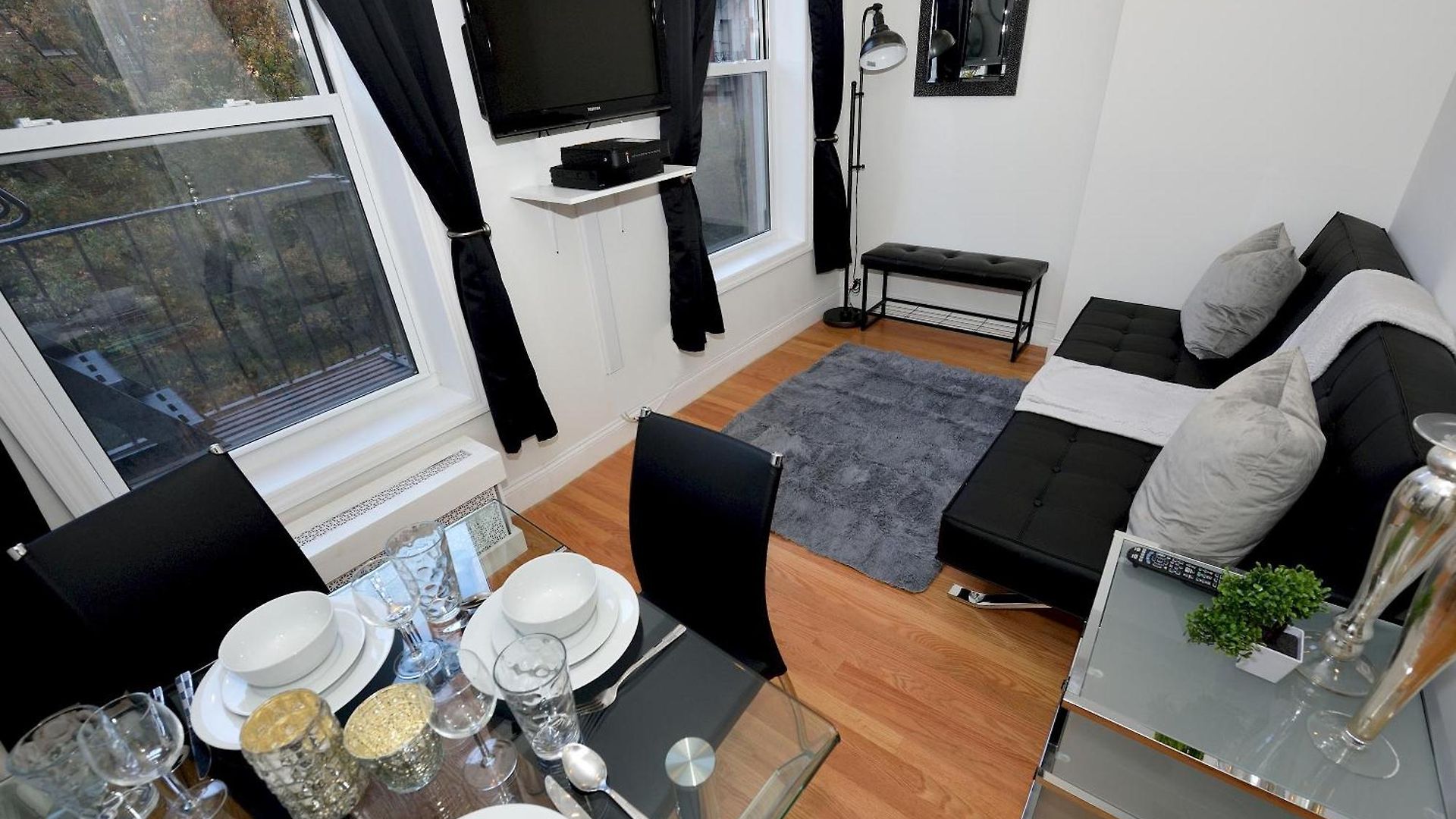 Cityscape 2 Bedroom Unit Prime Location *