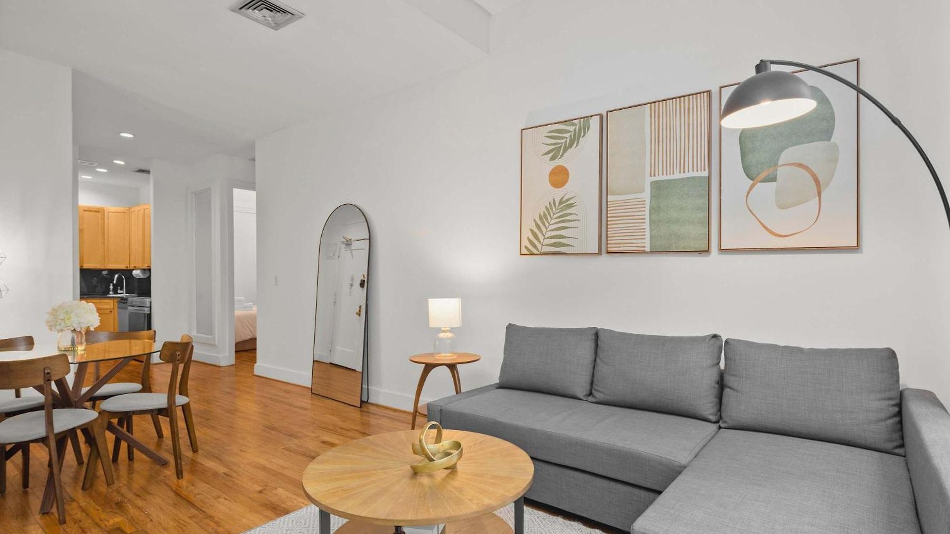 Apartment Stylish Manhattan Escape In Prime Spot New York