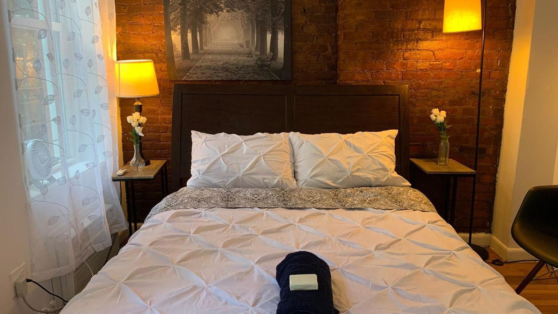 Prime Location 2 Bedrooms Upper East Side Apartment *
