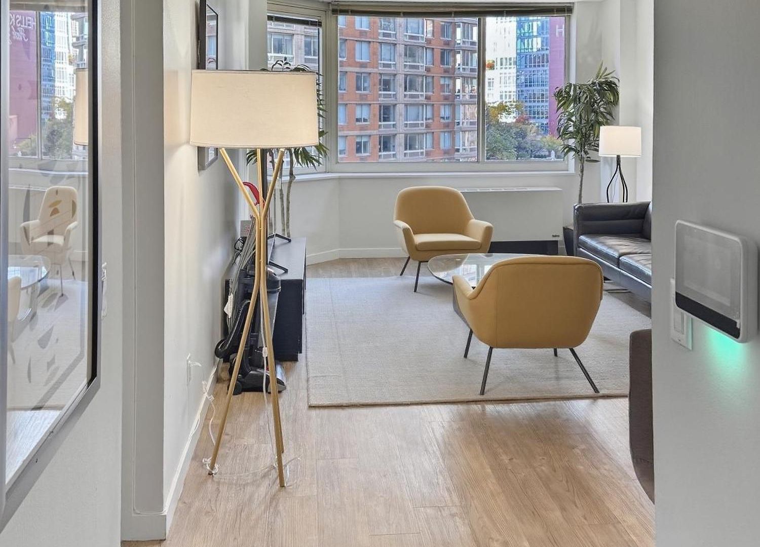 Apartment Nyc Midtown Blocks Away From Times Square *