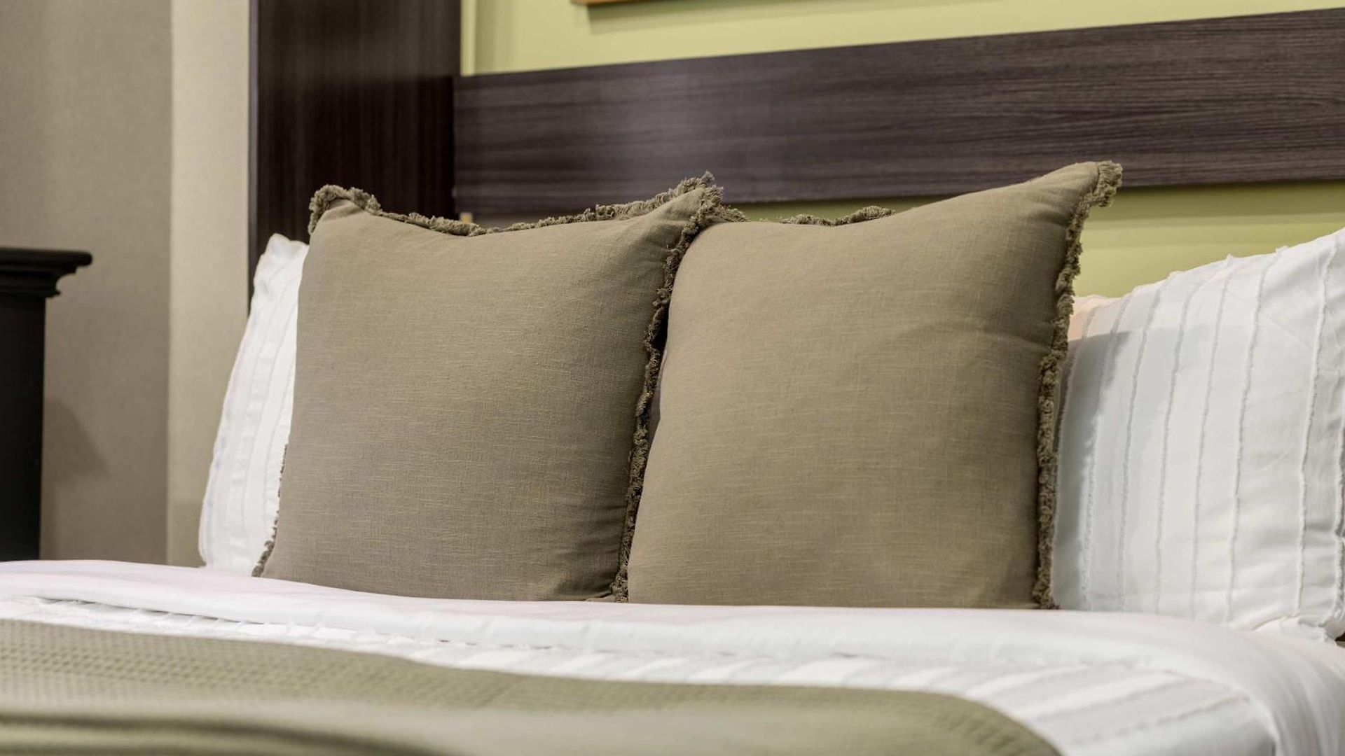 Centrally Located In Nyc Walk To Time Square Apartment