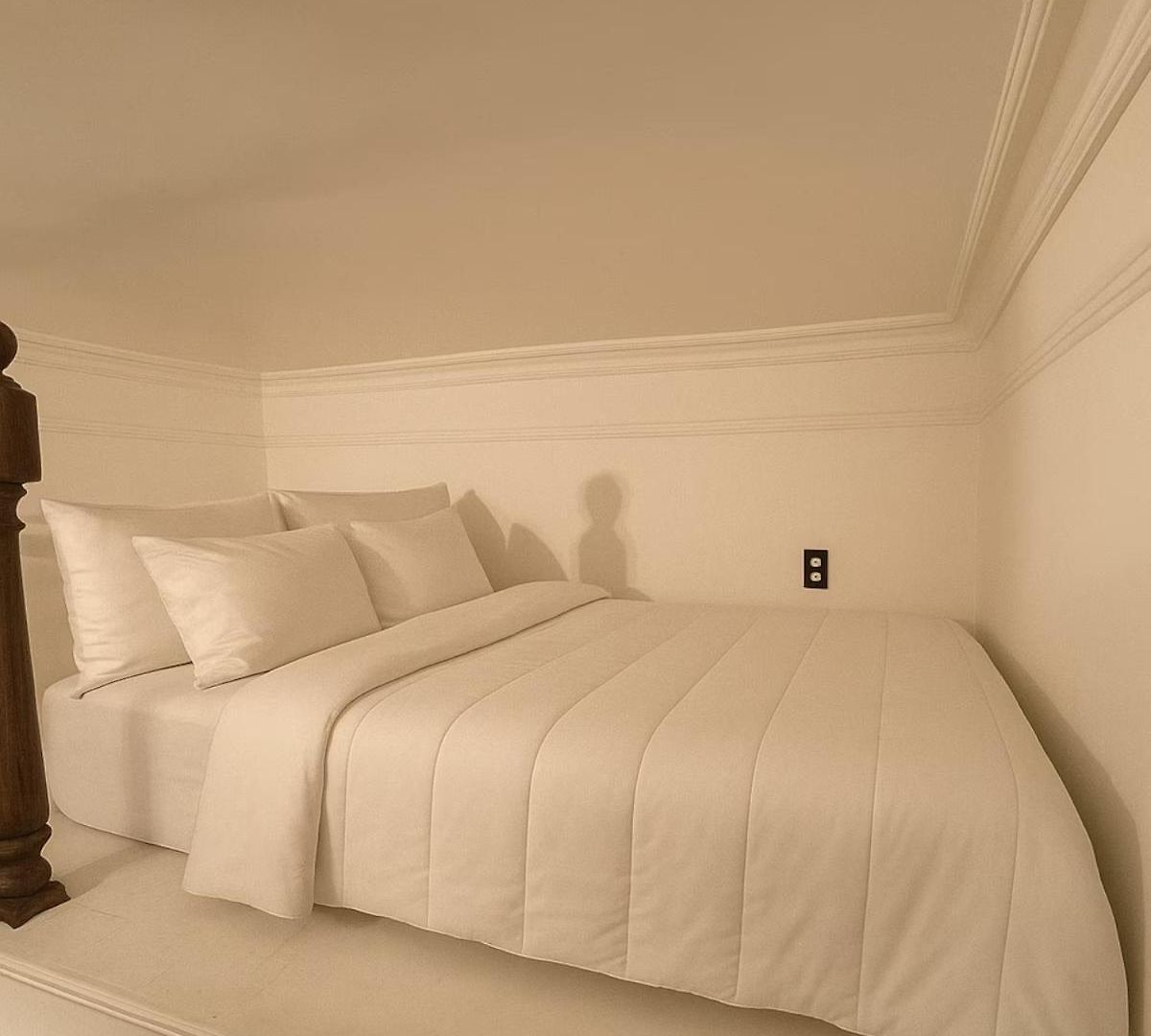 The Lexington Apartment