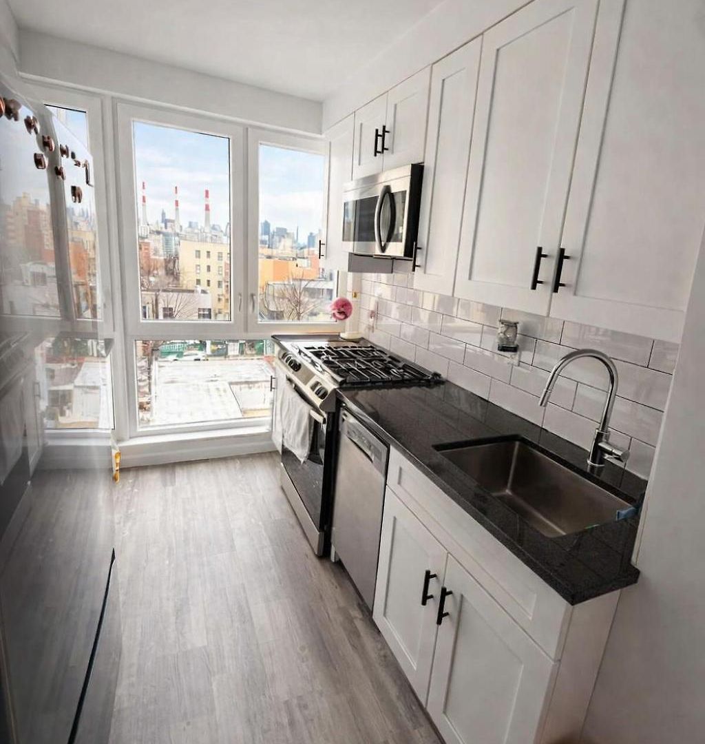 Lic Modern Minutes To Manhattan