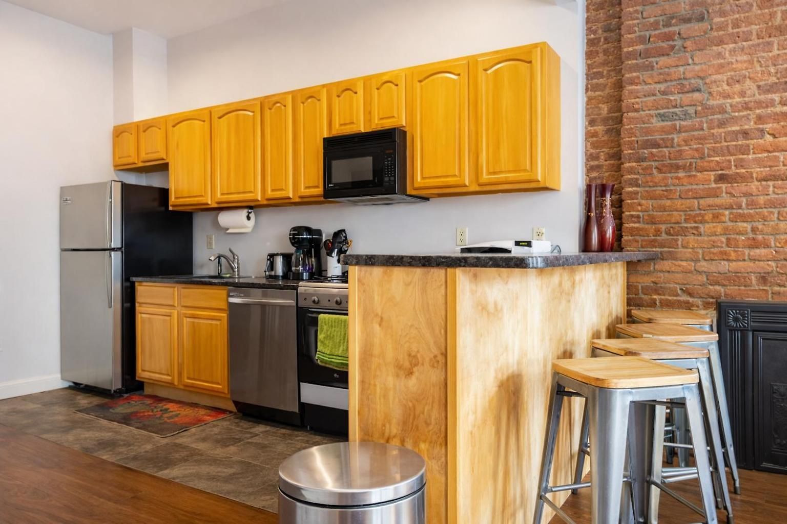 Plush & Spacious 2-bedroom In Nyc *