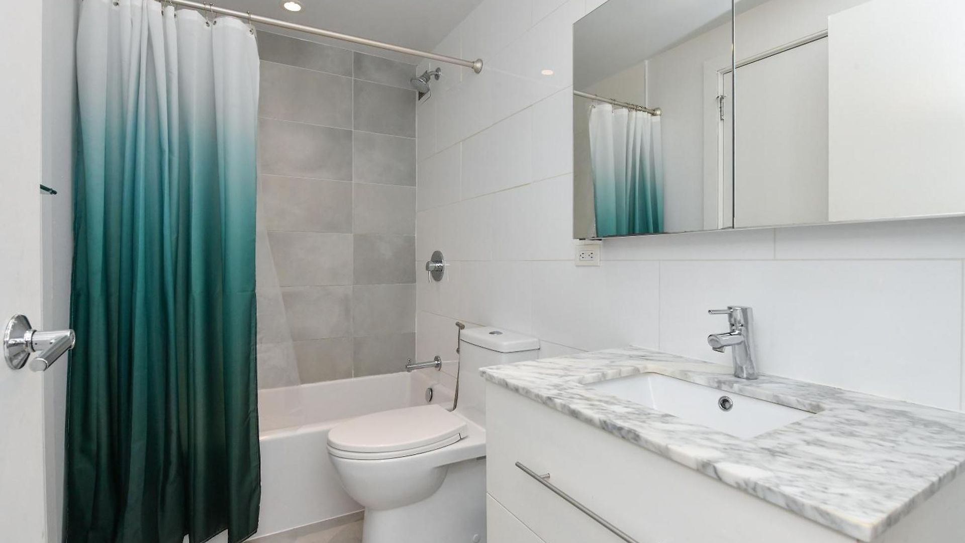 Chic 1 Bedroom In Midtown Manhattan Apartment