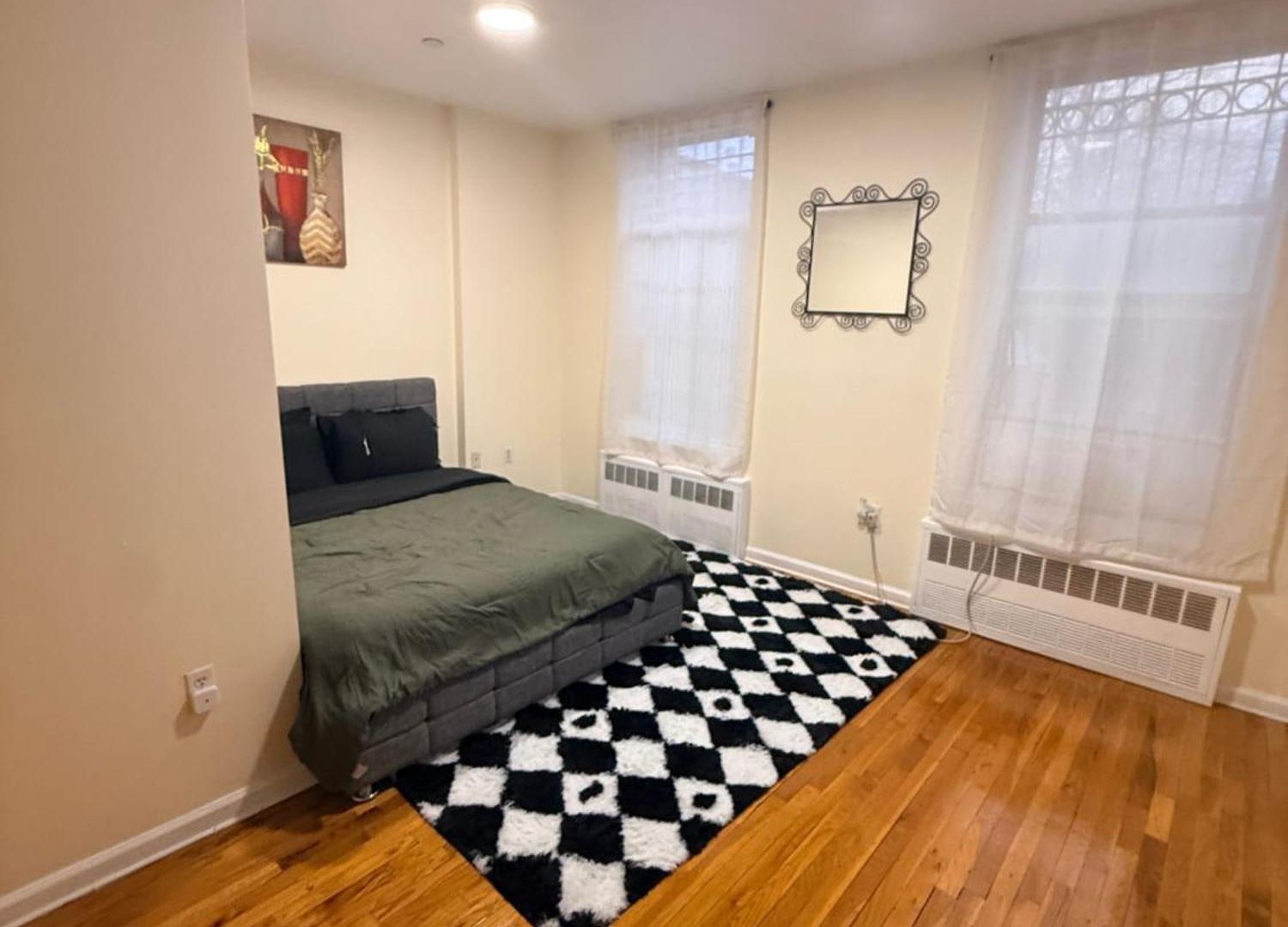 Throopstar Apartment *