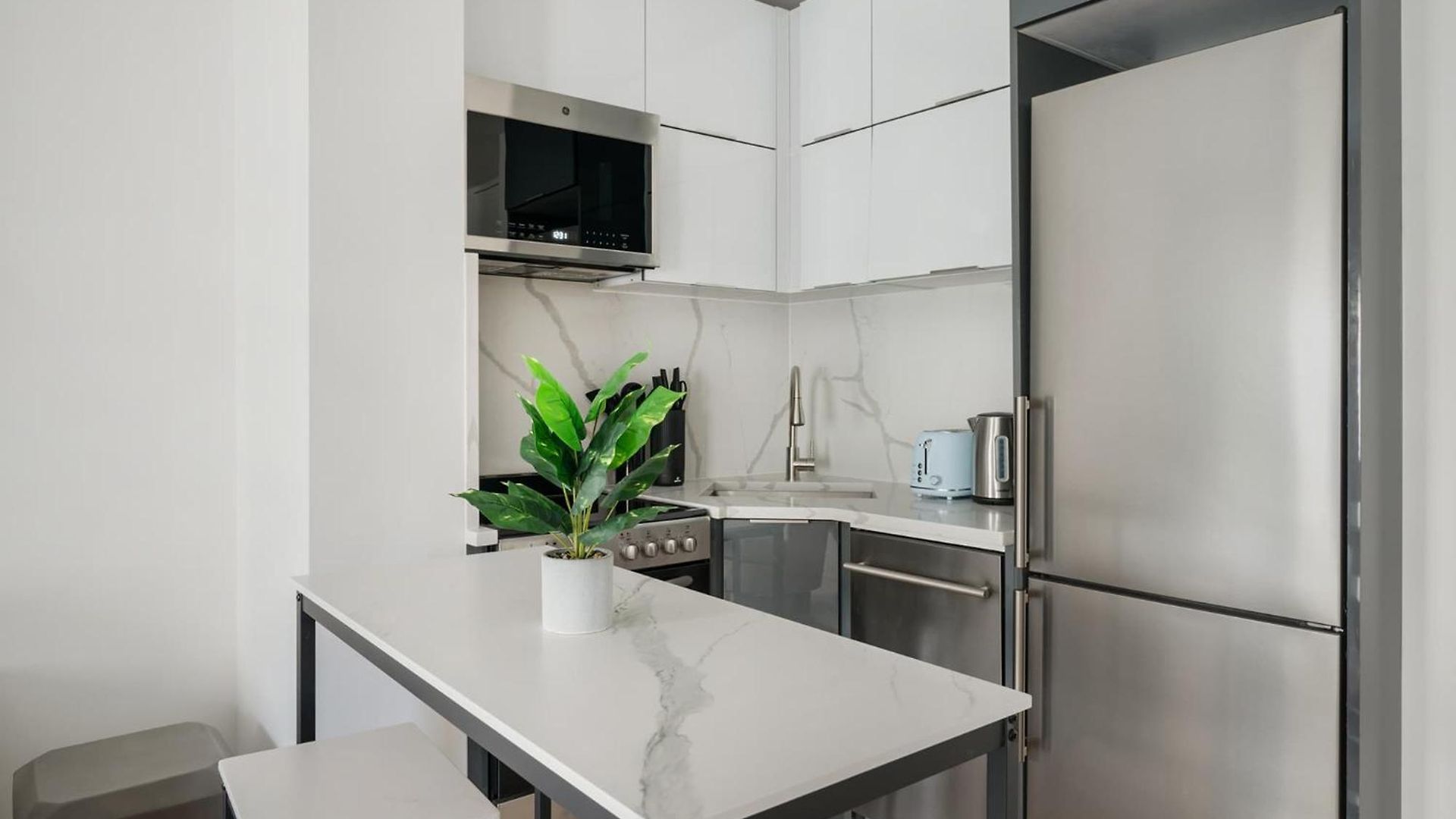 317-4b Brand New Modern 1br Union Square Wd In Unit New York