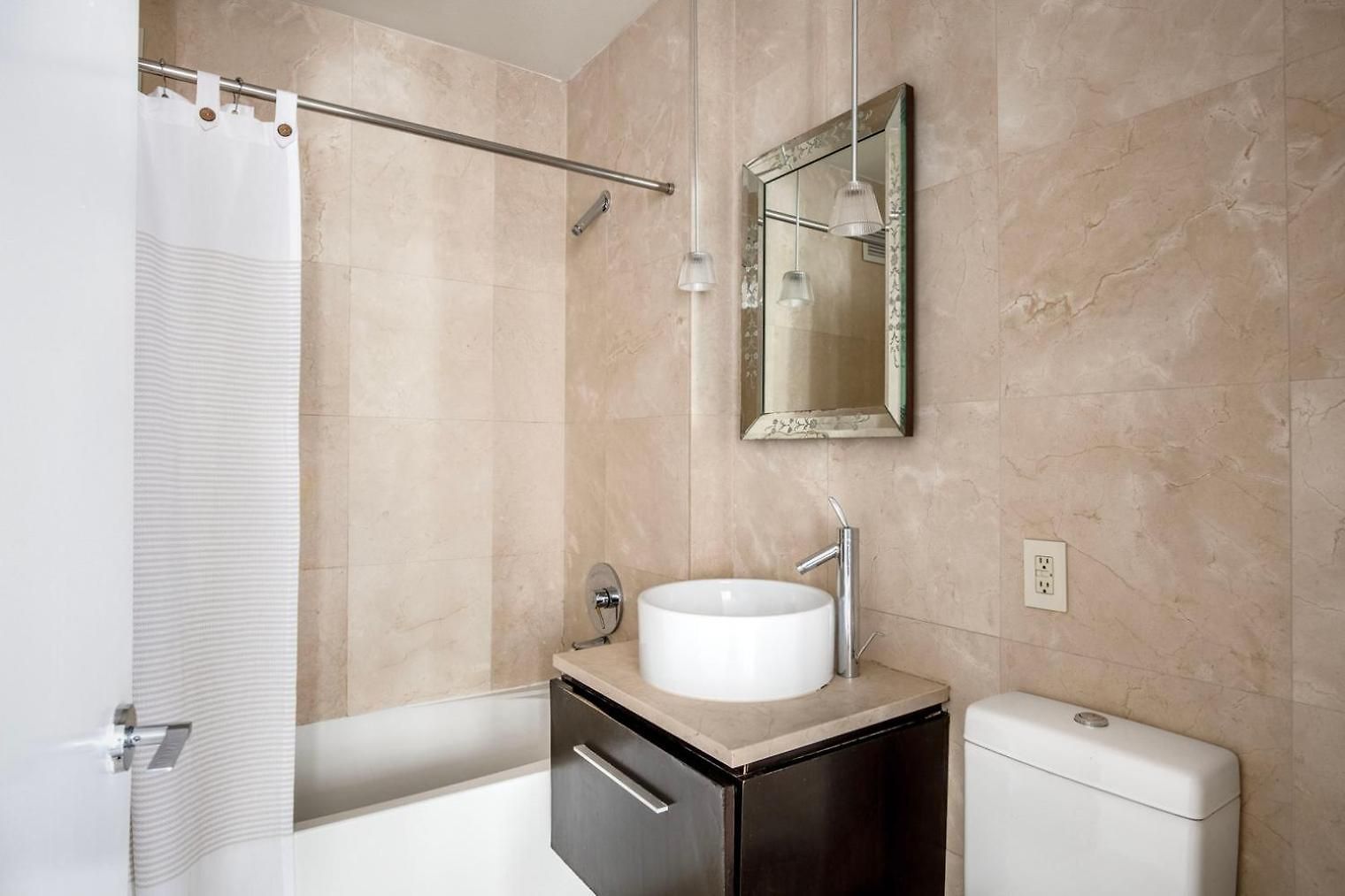 Apartment Sleek Modern Fidi 1br In Luxury Building Nyc-206