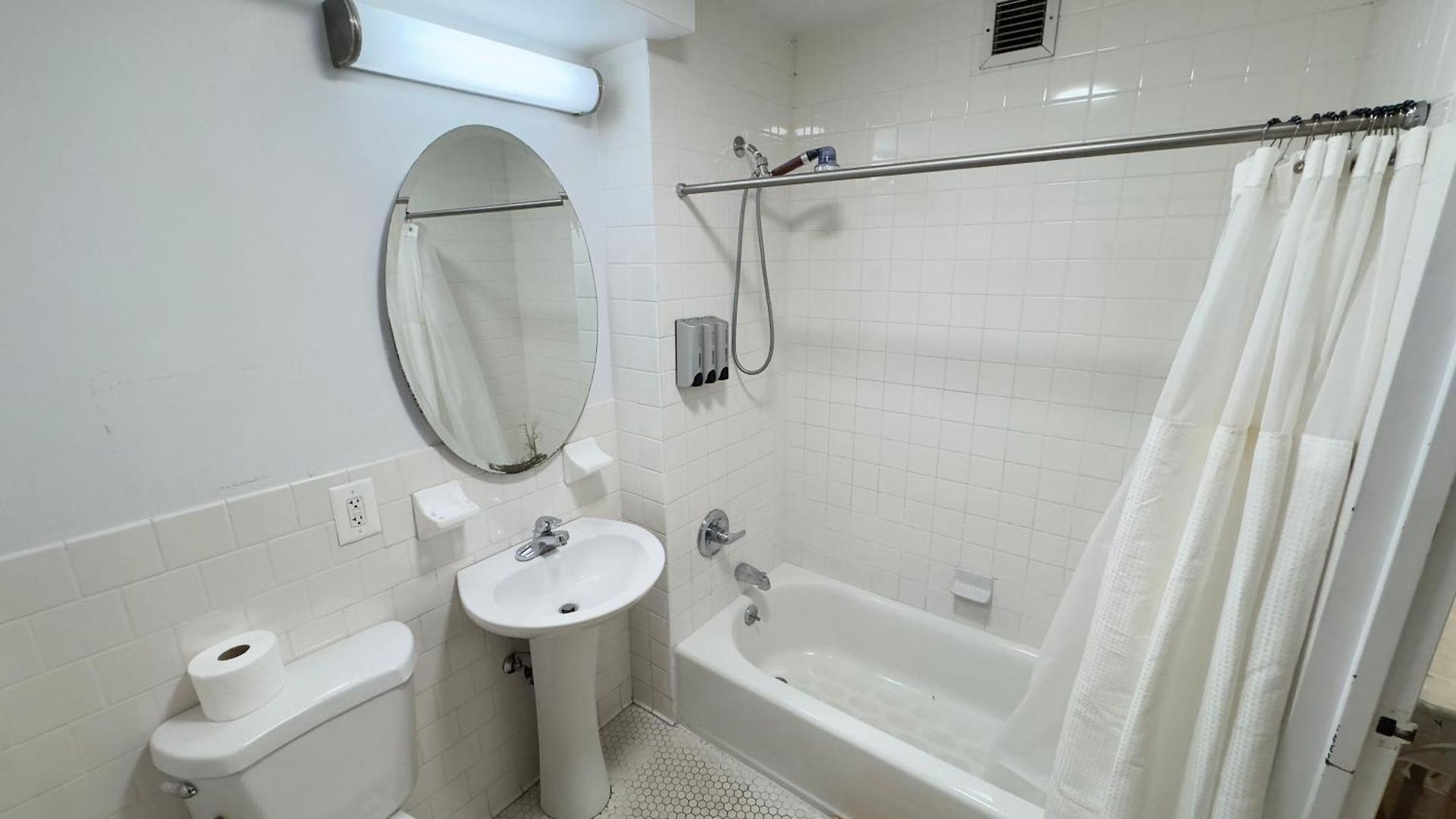 Charming 2br In Harlem, Steps From Park! Apartment