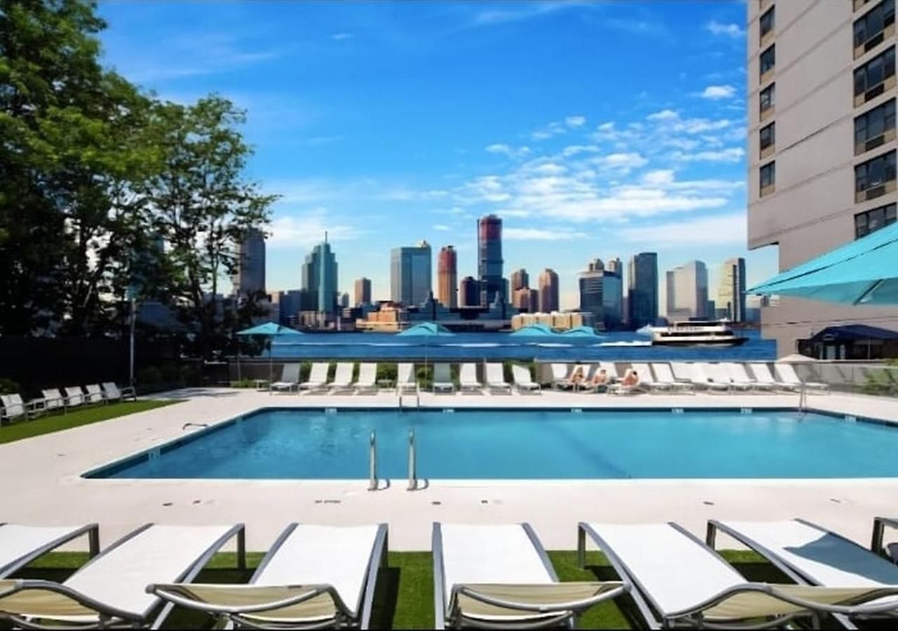 Skyline With Hudson Views Modern Battery Park Apartment *