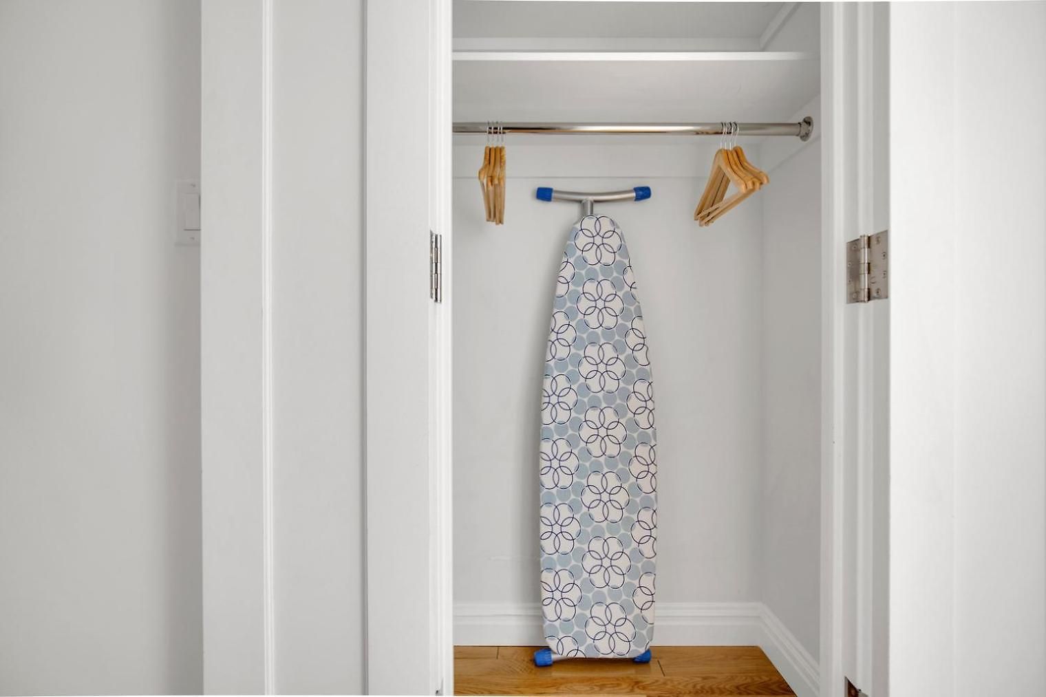 Apartment Uws 2br W Doorman Gym Nr Park Nyc-148 New York