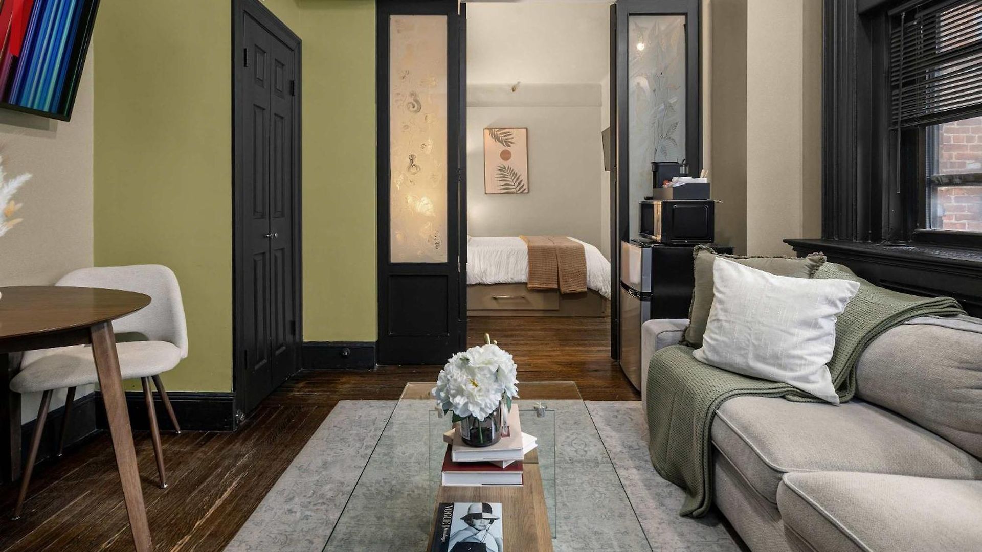 Centrally Located In Nyc Walk To Time Square Apartment