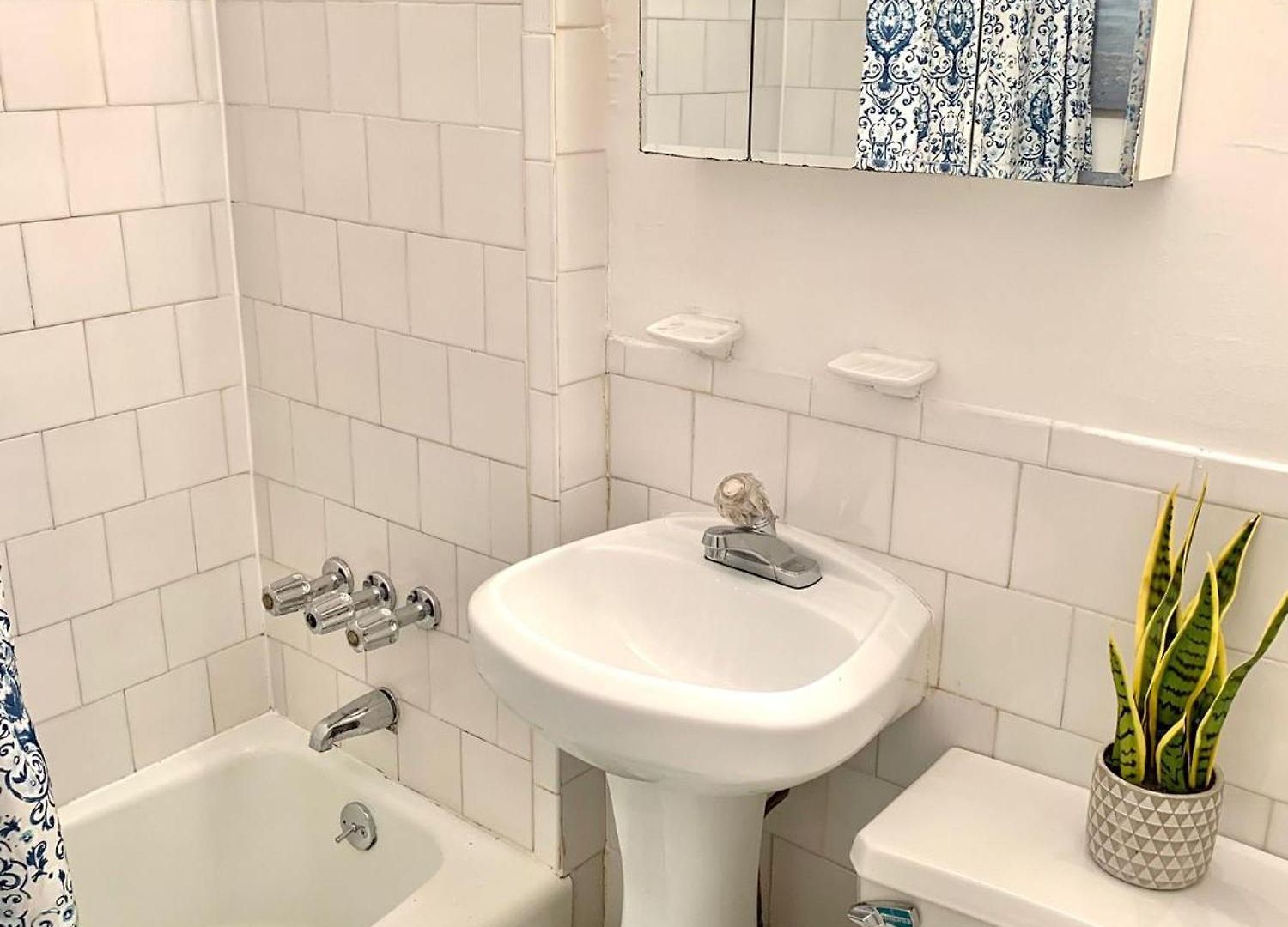 Apartment Prime Location 2 Bedrooms Upper East Side *
