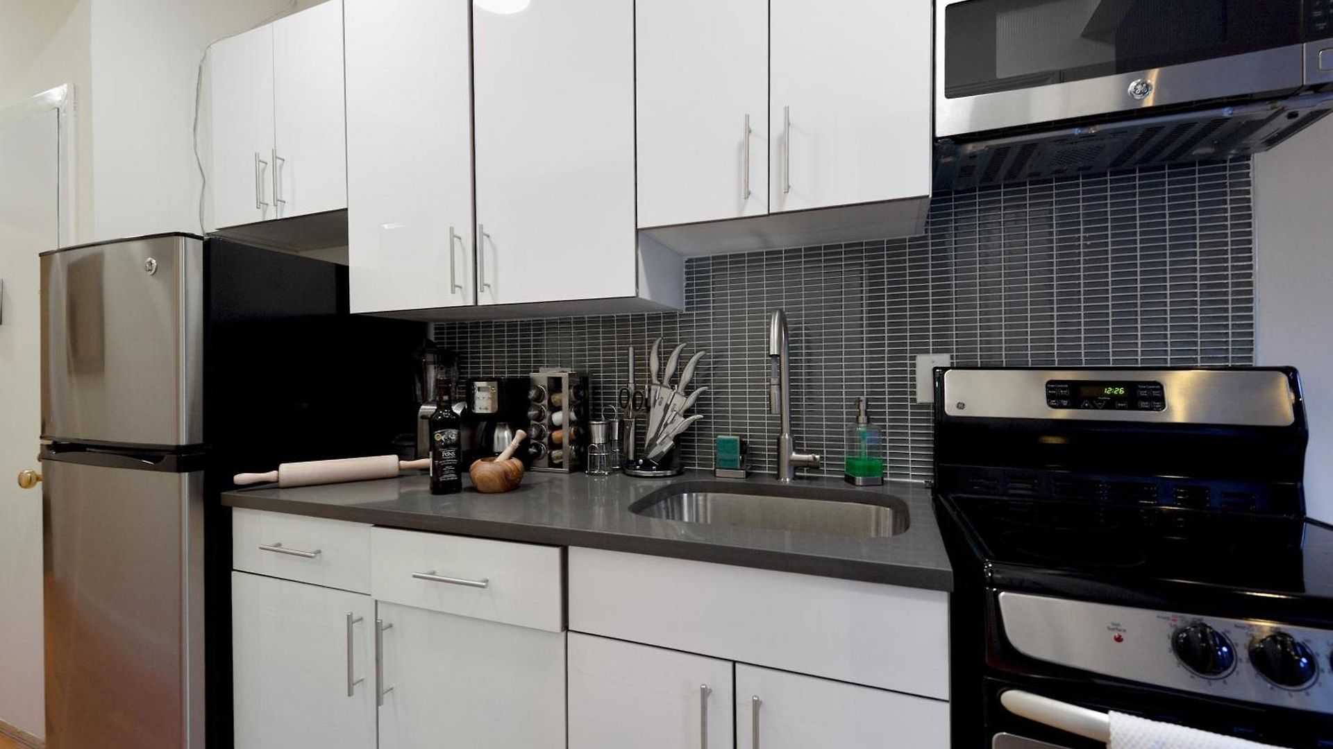 Cityscape 2 Bedroom Unit Prime Location *