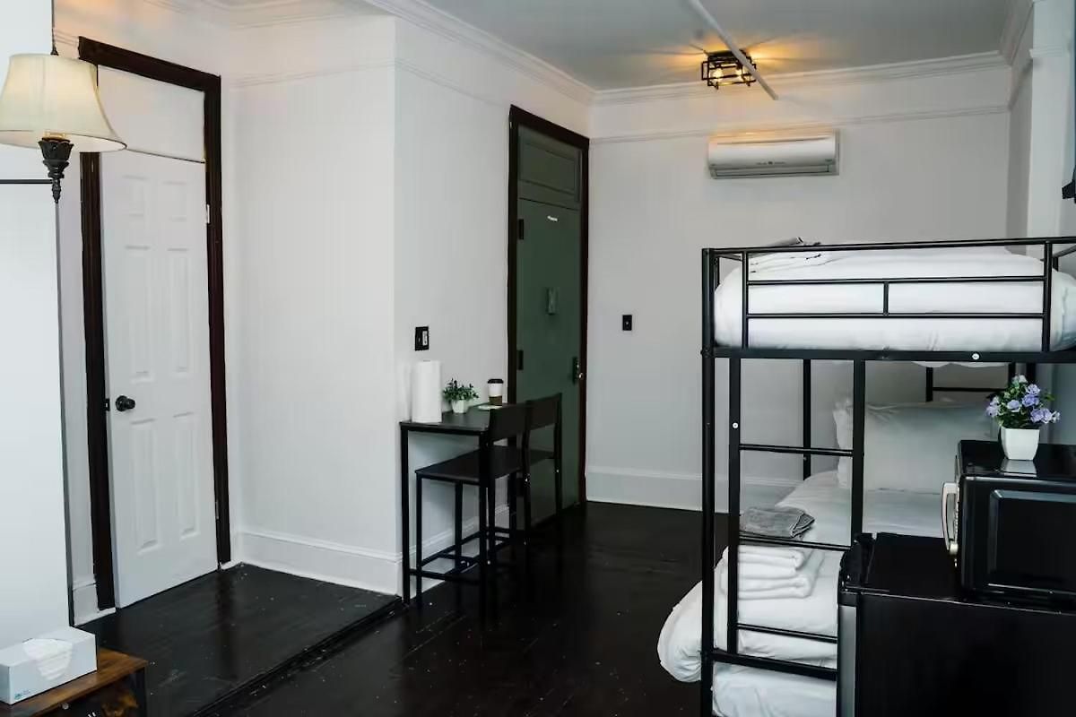 The Lexington Apartment