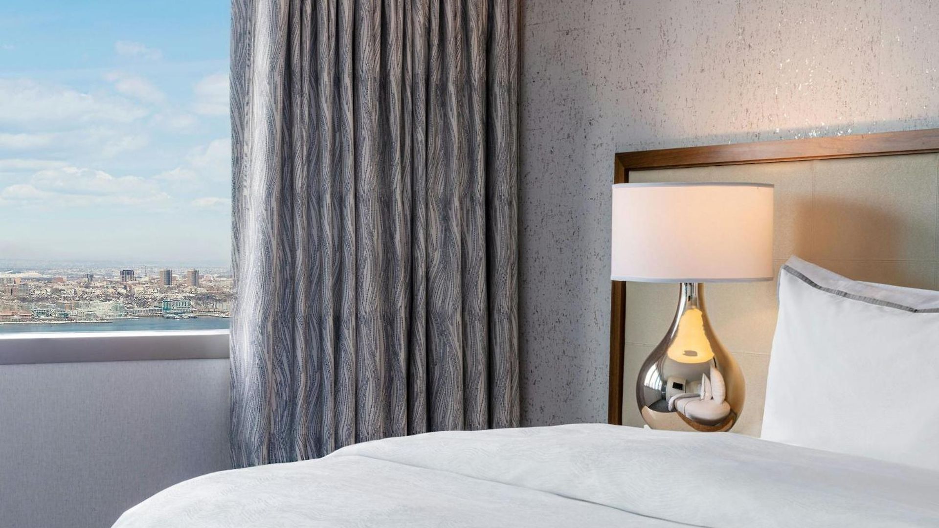 The Westin At Times Square Hotel 5*