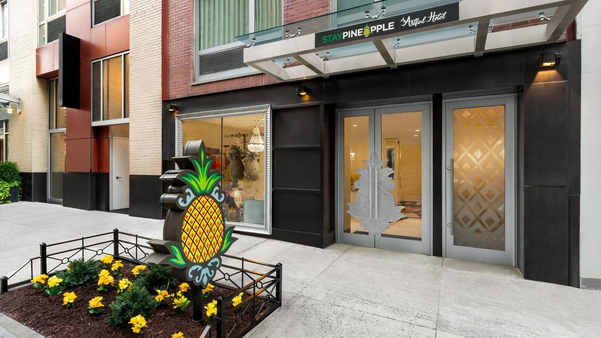 Staypineapple, An Artful Hotel, Midtown