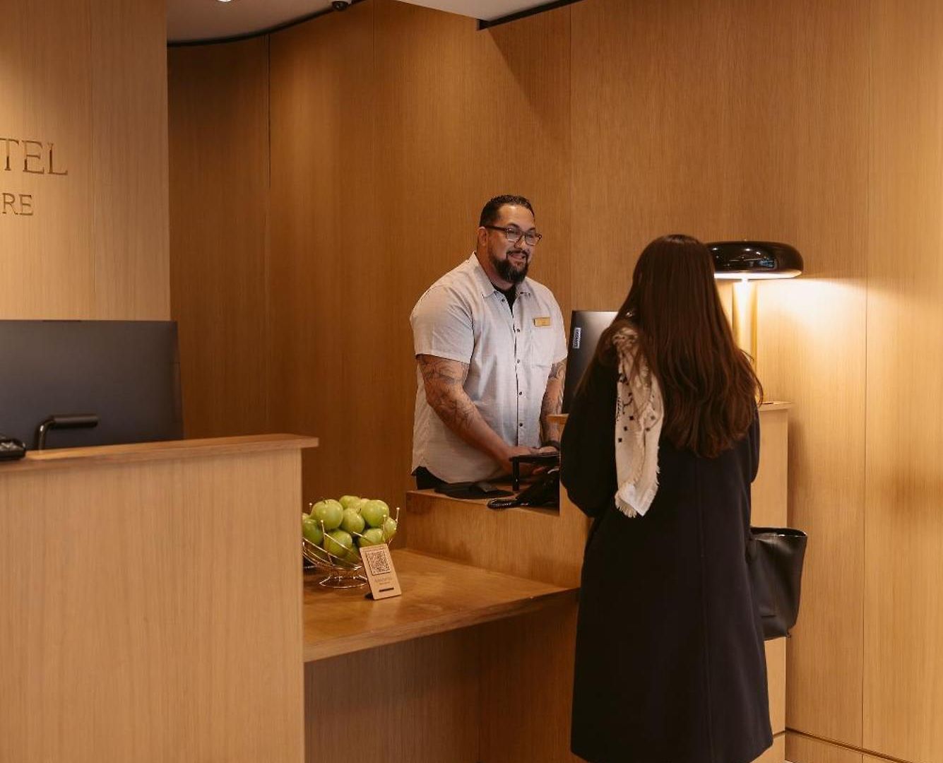 Aura Times Square 4*