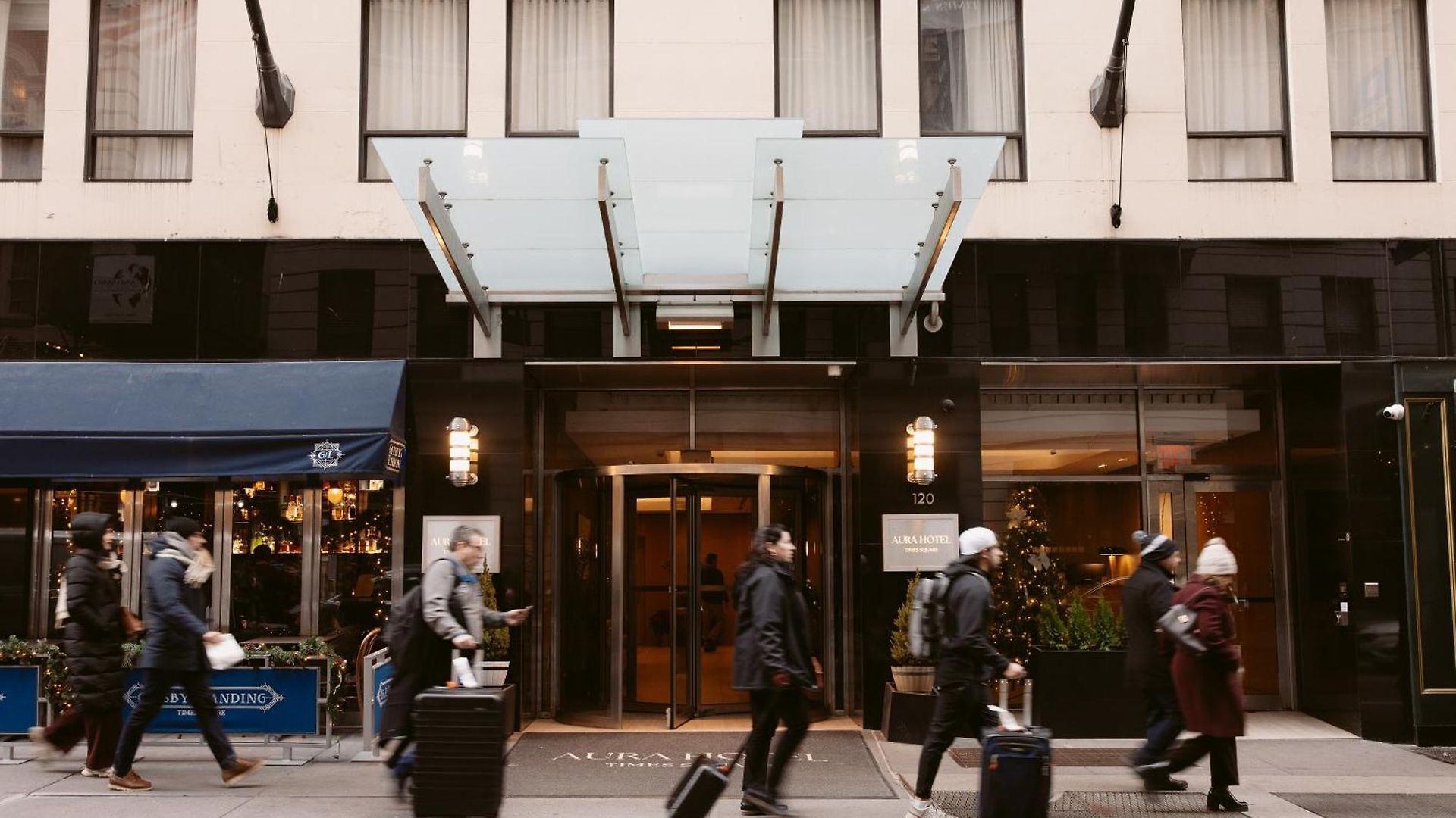 Hotel Aura Times Square New York