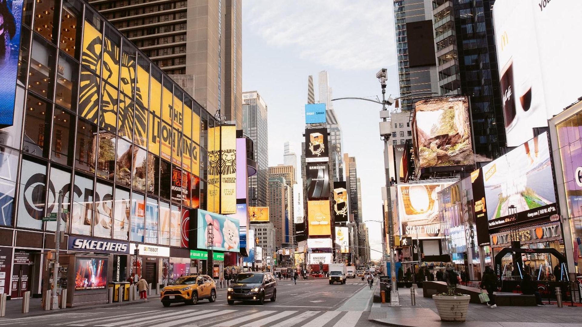 Aura Times Square 4* New York