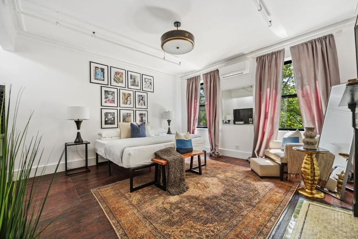 The Perfect For Large Groups Sleeps 10