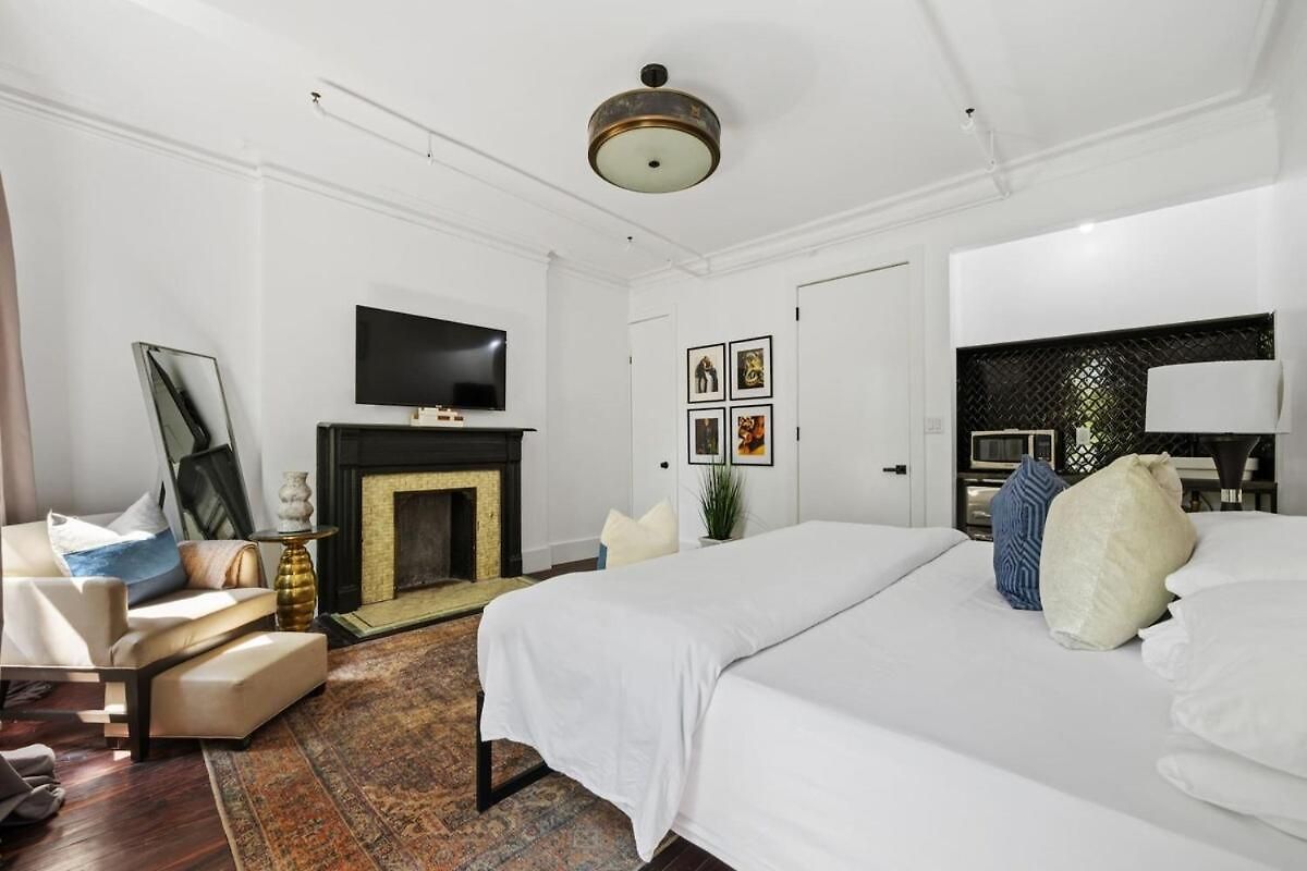 The Perfect For Large Groups Sleeps 10 * New York
