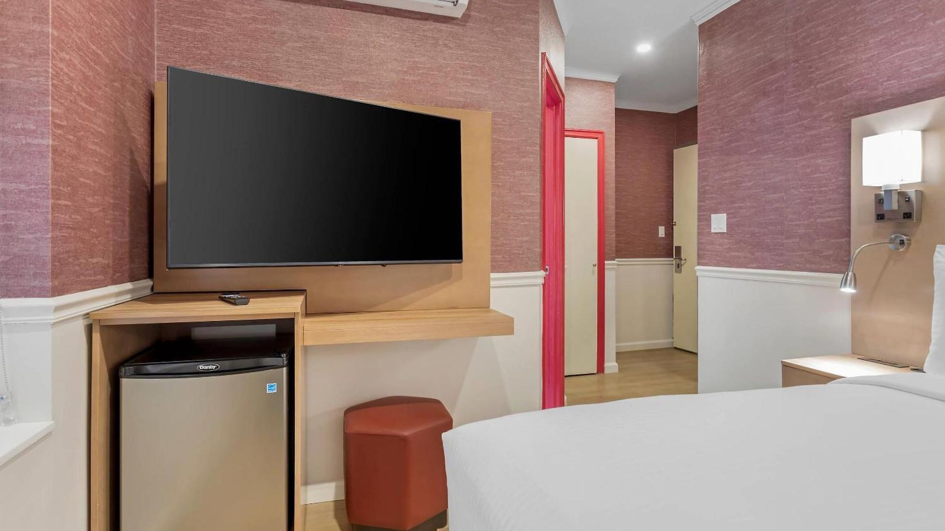 The Mayfair Times Square, An Ascend Collection New York