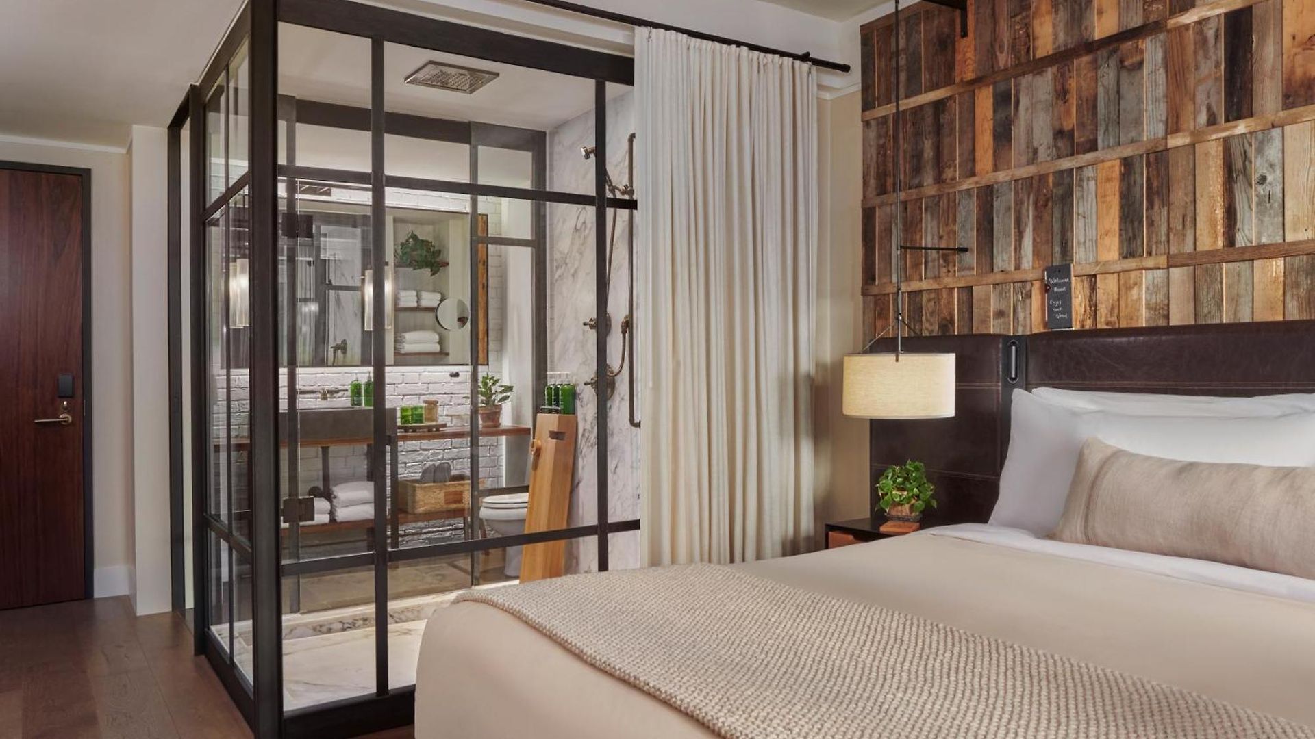1 Park Hotel 5*